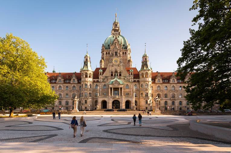 neues Rathaus/ Trammplatz