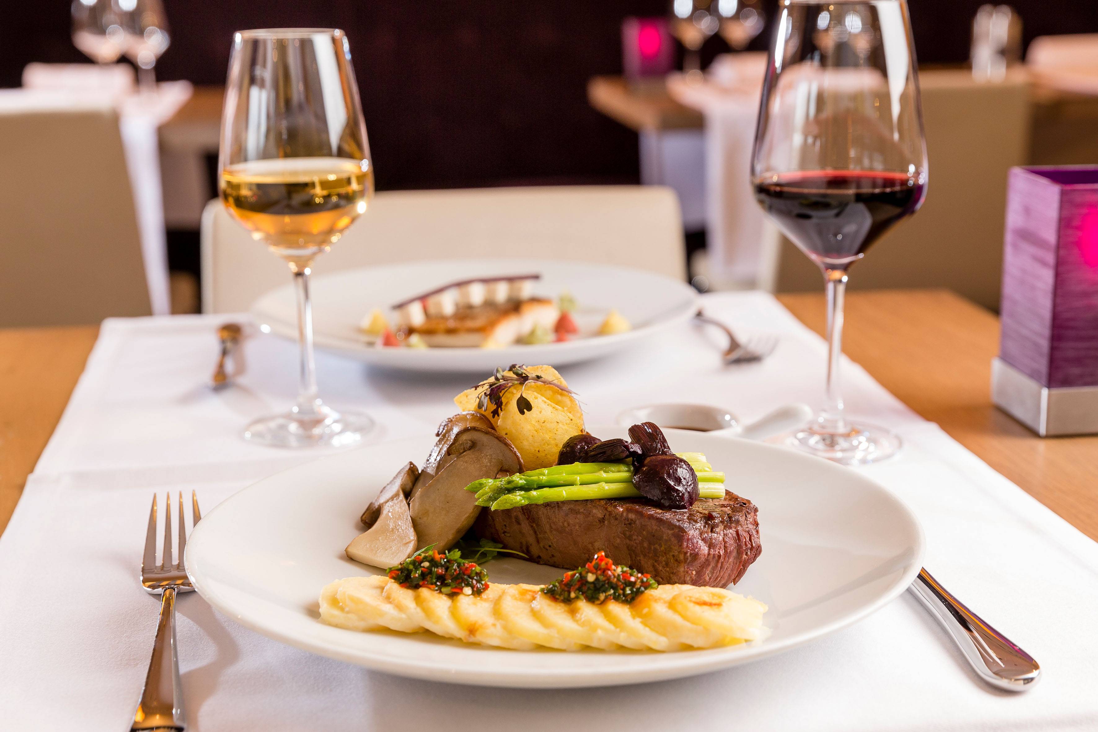 pure Restaurant