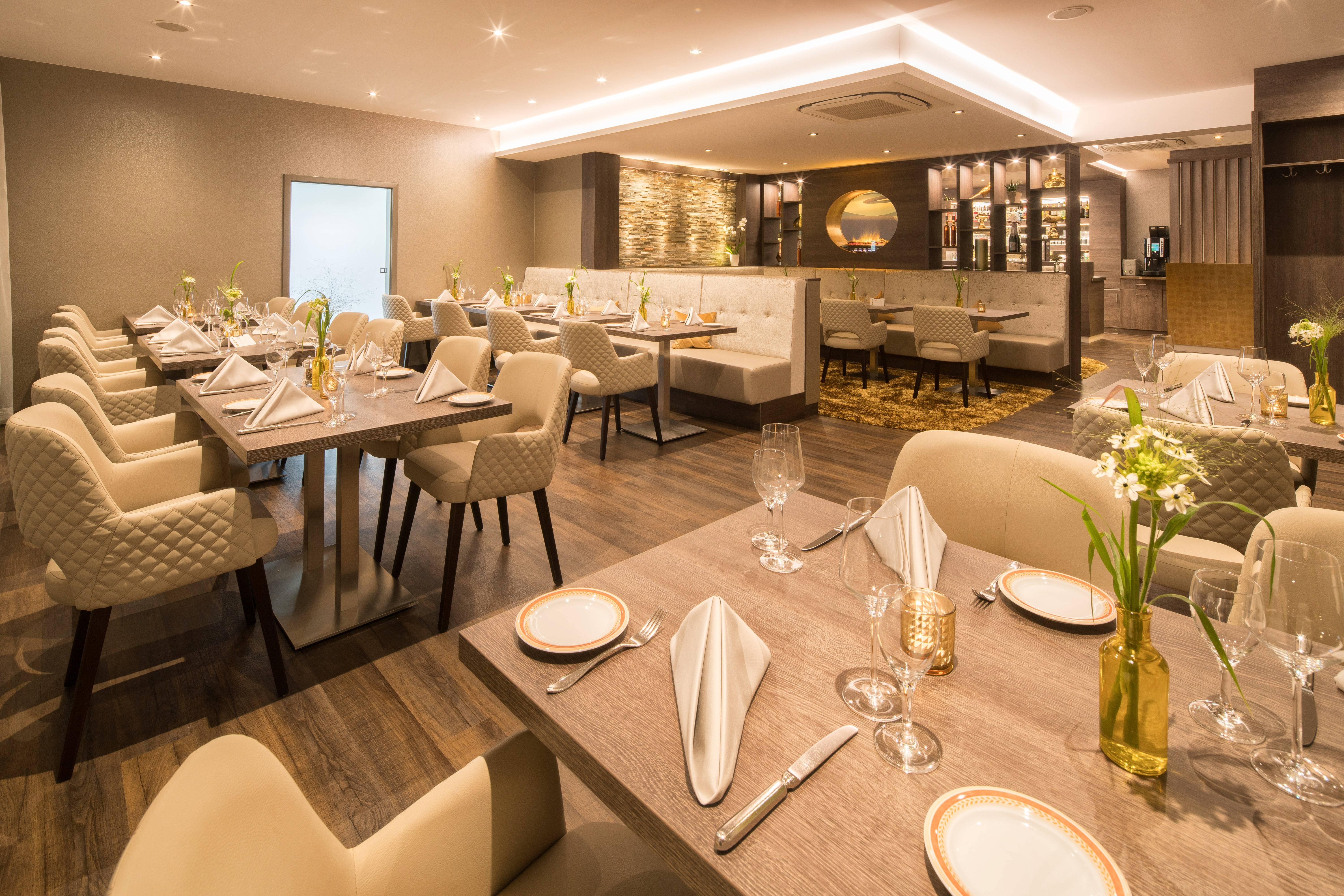 Reubel's Flammerie Lounge & Bar