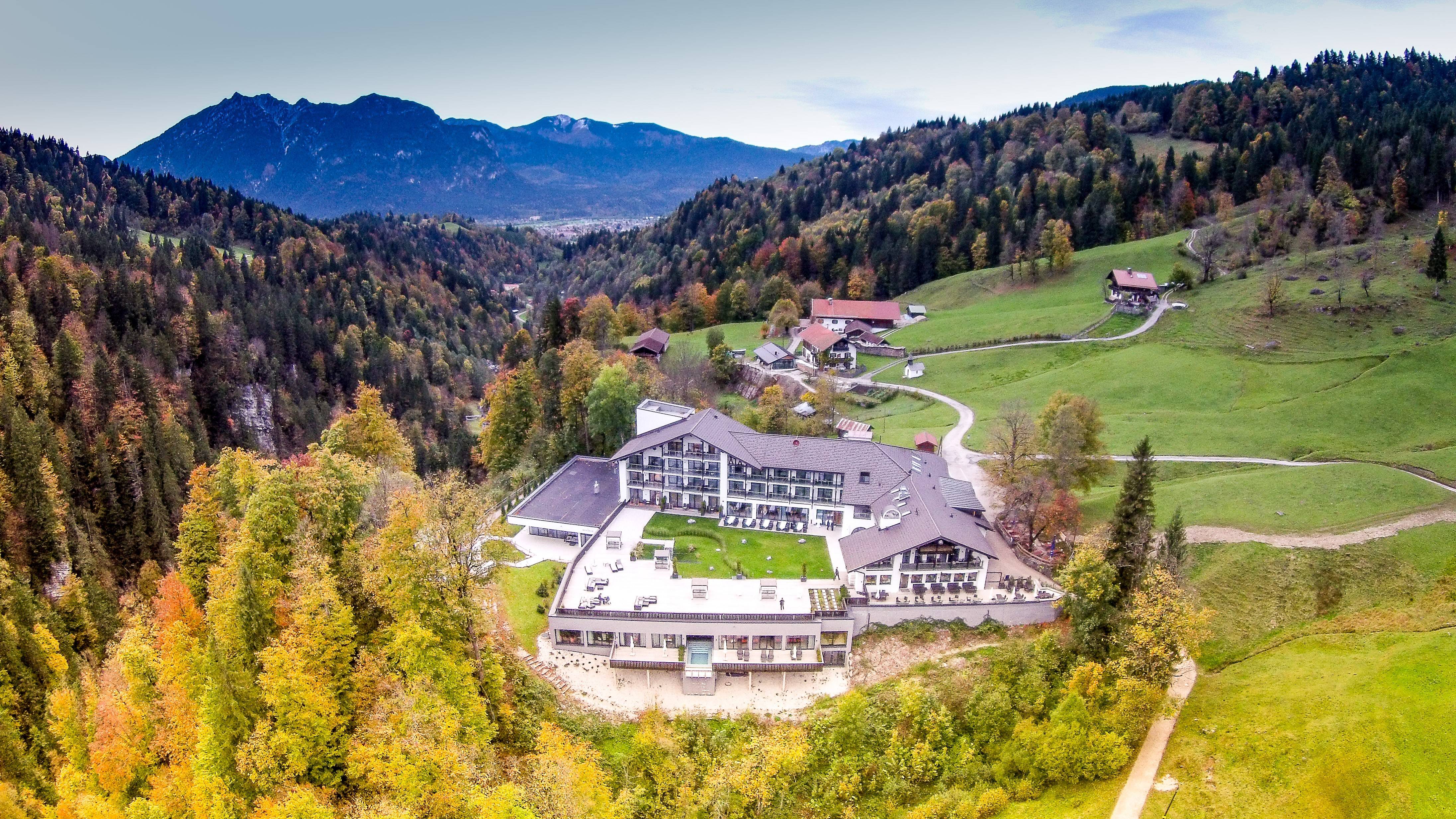 Oberhalb Garmisch-Partenkirchen