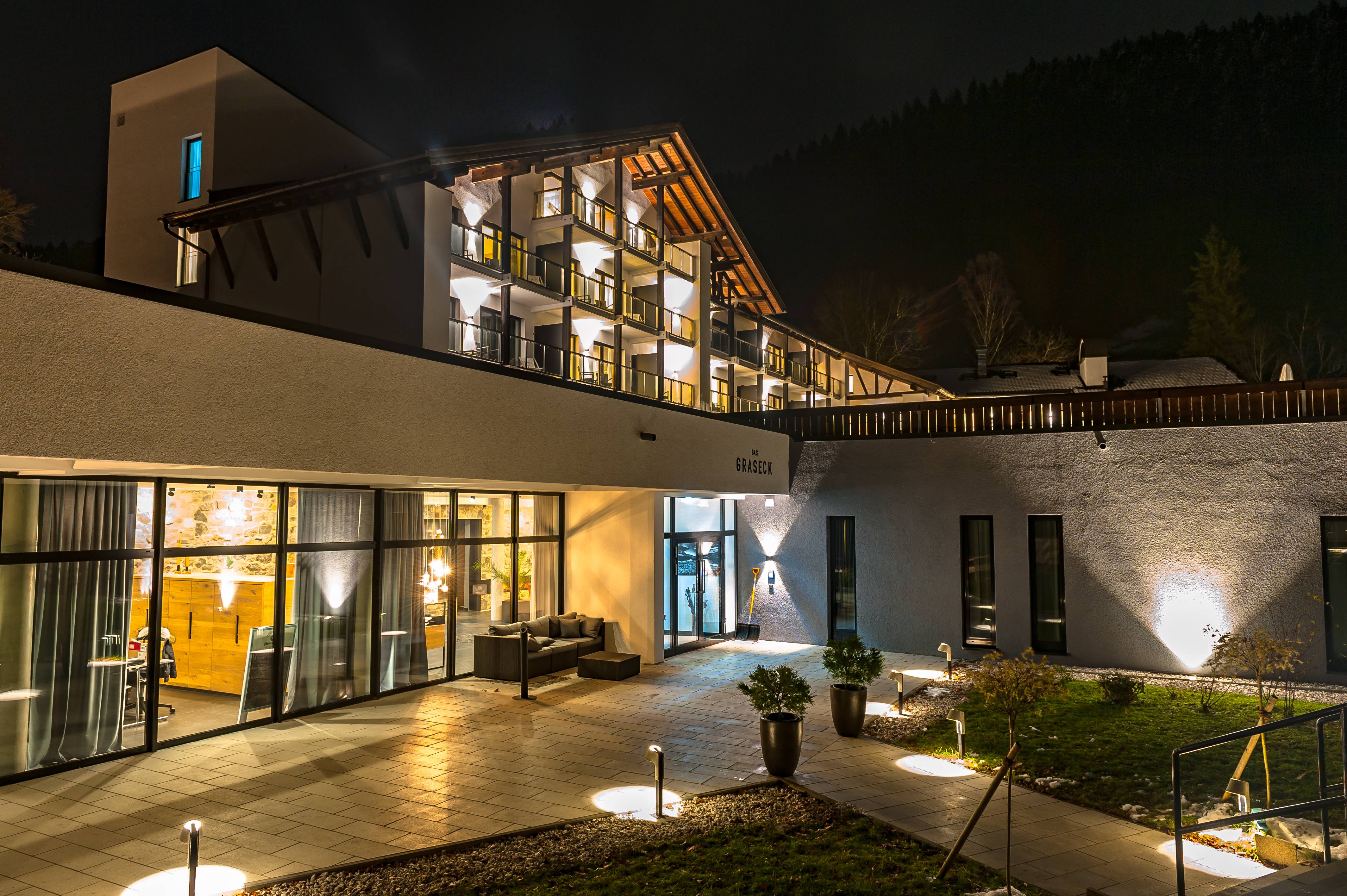 DAS GRASECK mountain hideaway & health care