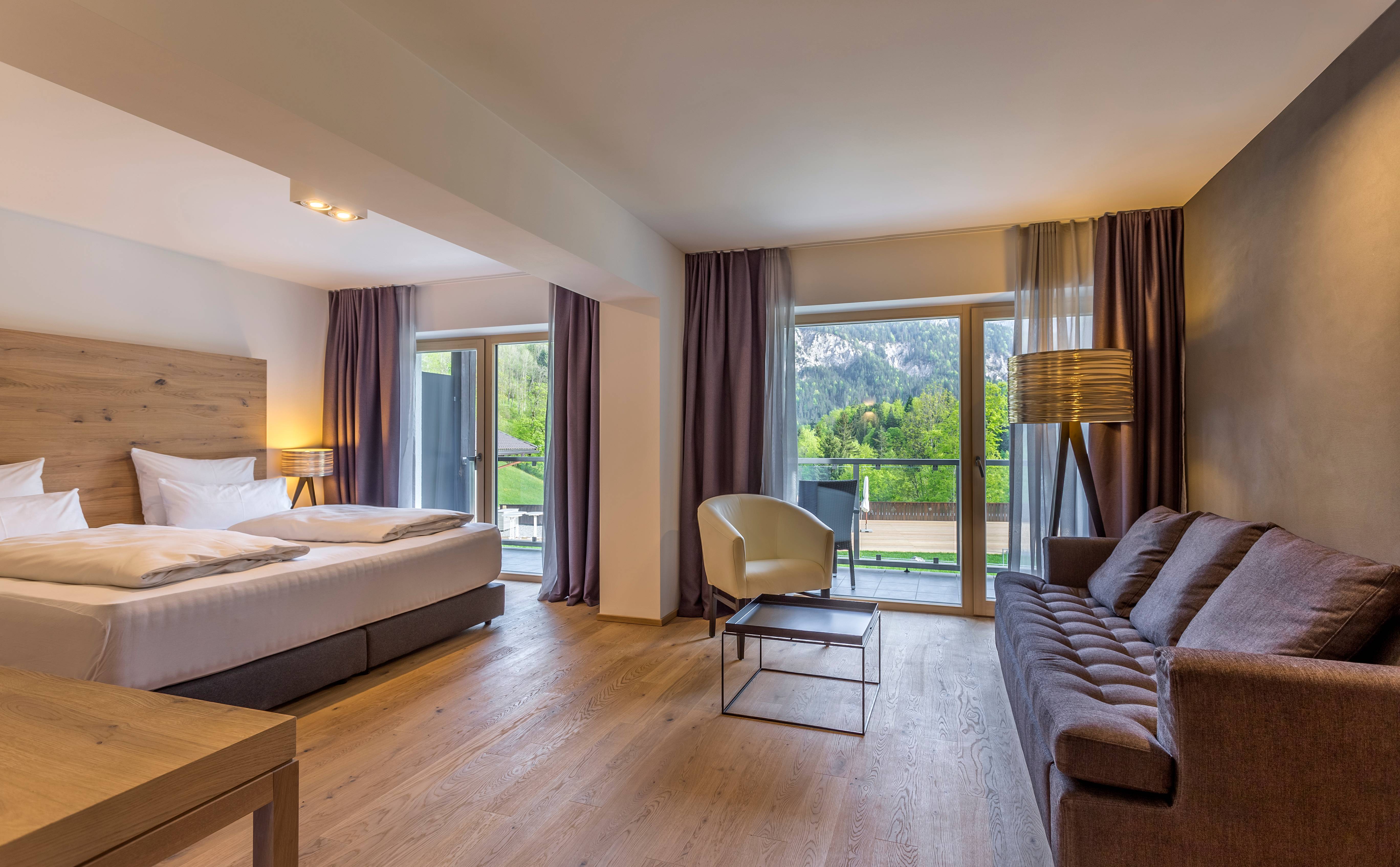 Junior Suite Panoramablick zur Sonnenseite mit Balkon