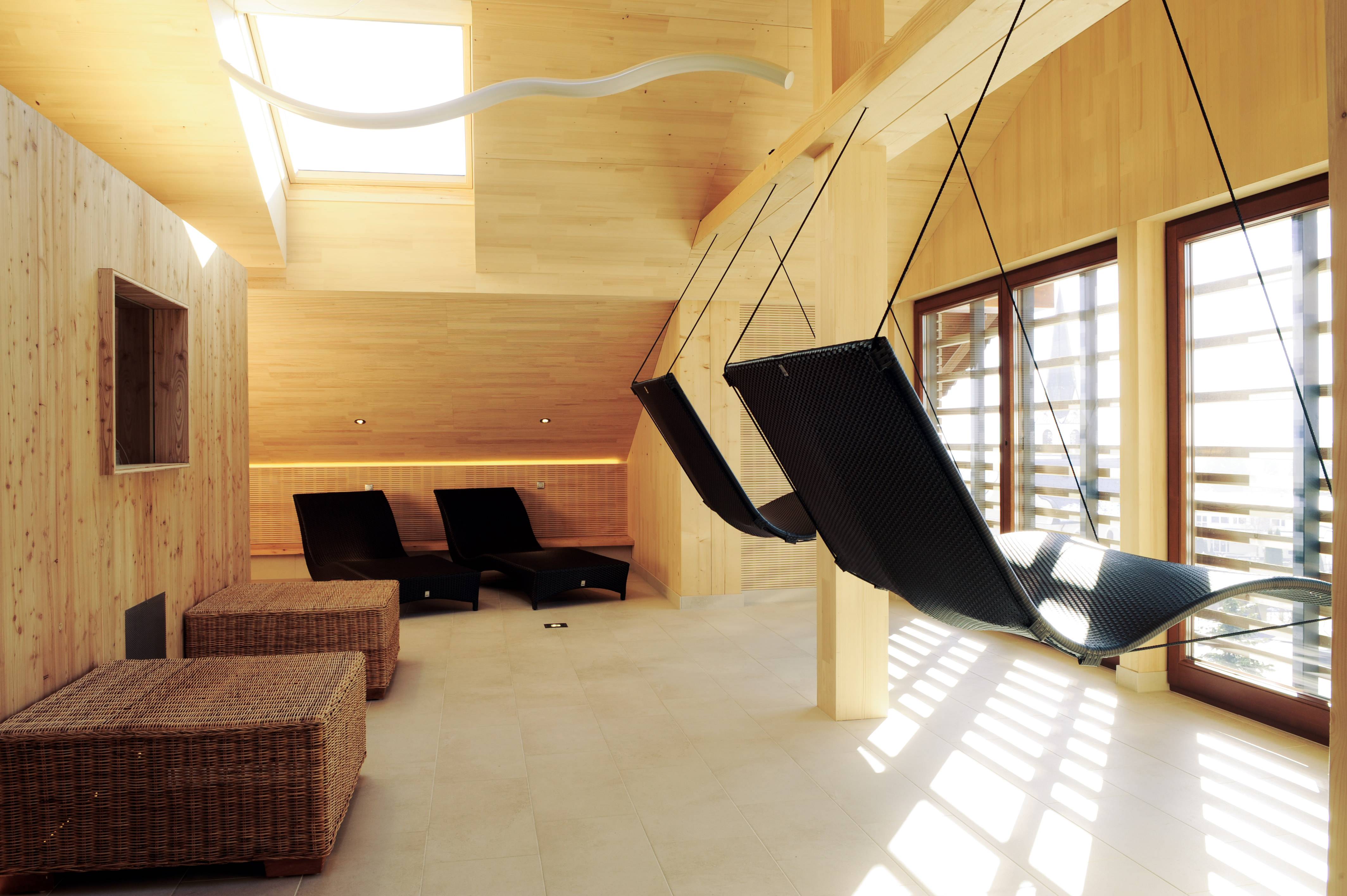 Sauna panoramique et espace de repos