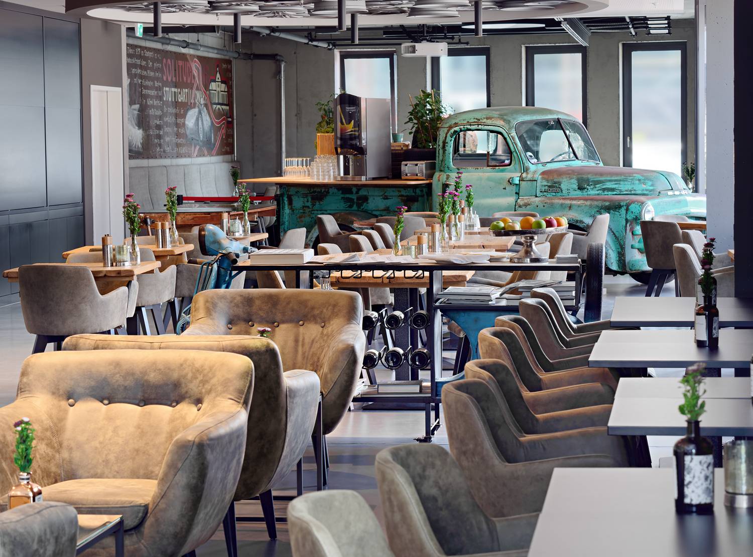 V8 Hotel Motorworld Region Stuttgart