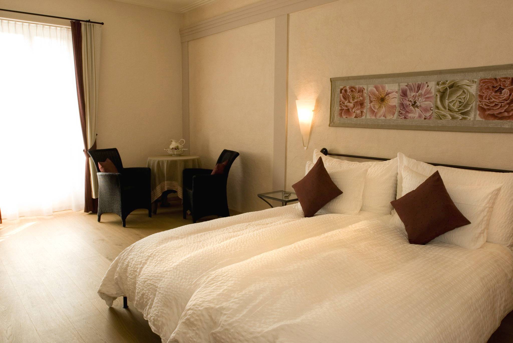 Doppelzimmer Aubergine