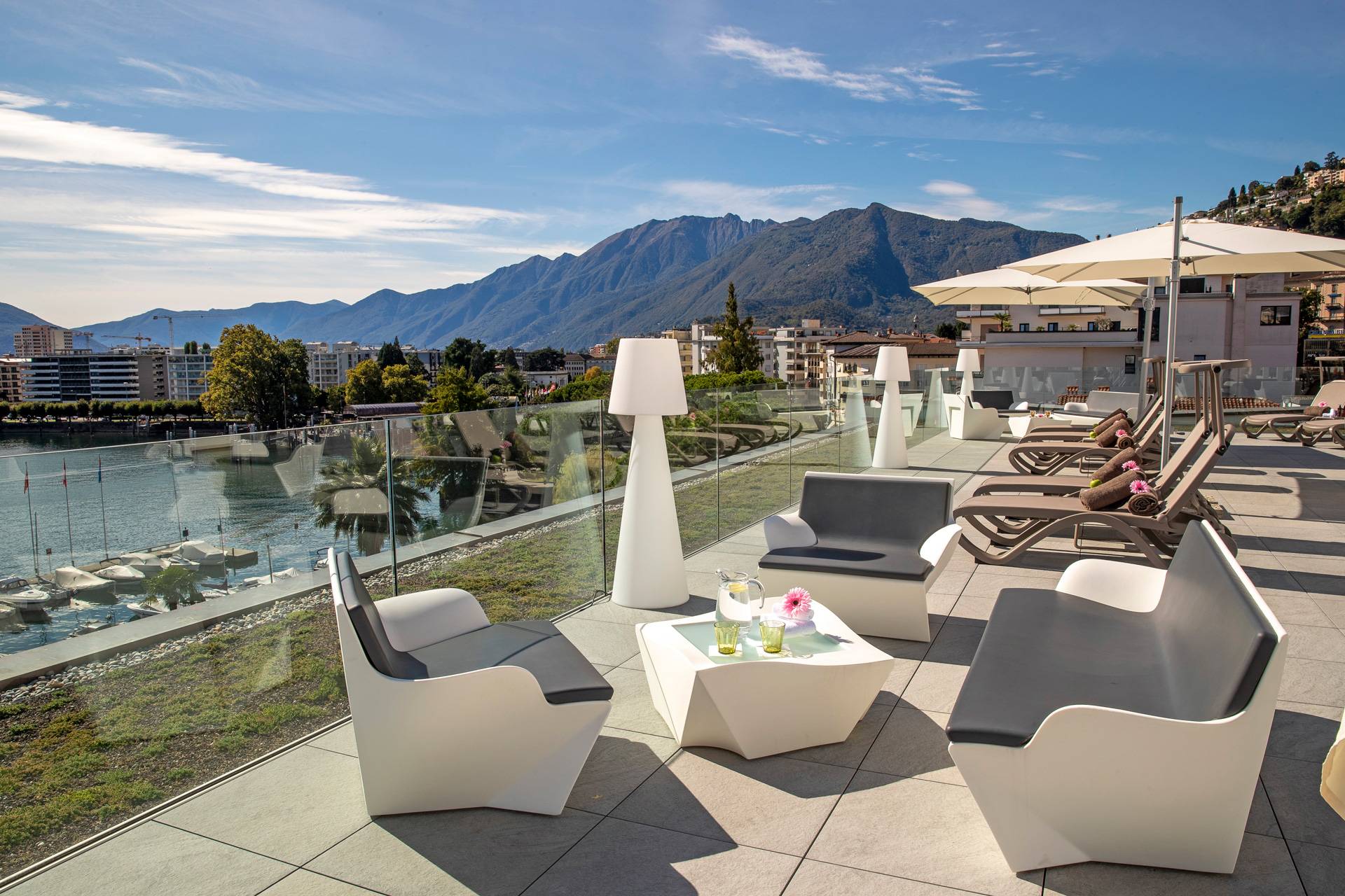 Hotel & Lounge Lago Maggiore