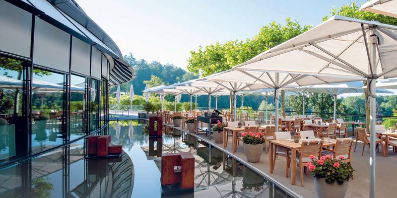 Dolder Grand über Zürich