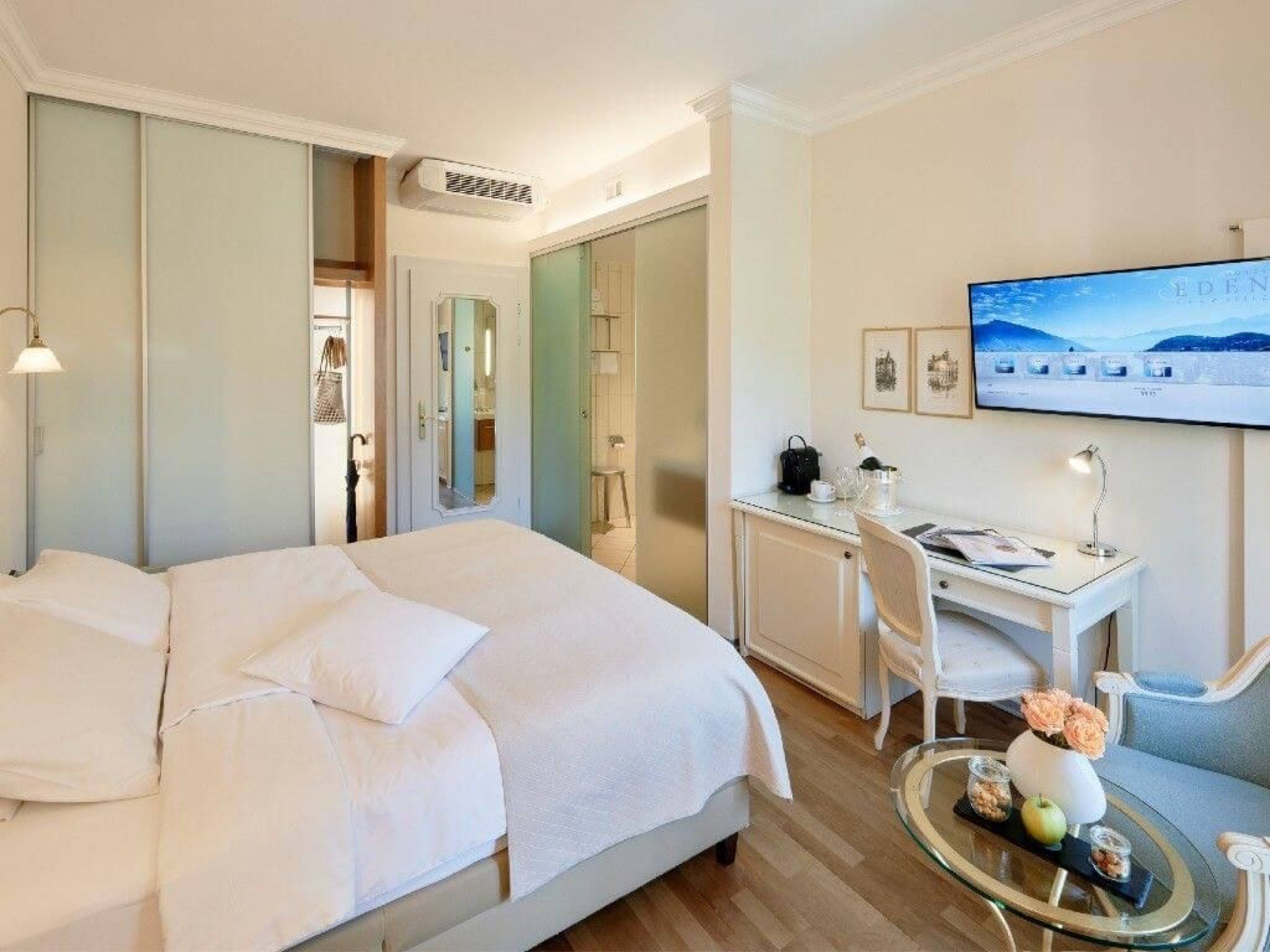 Komfort Doppelzimmer mit Dorfblick