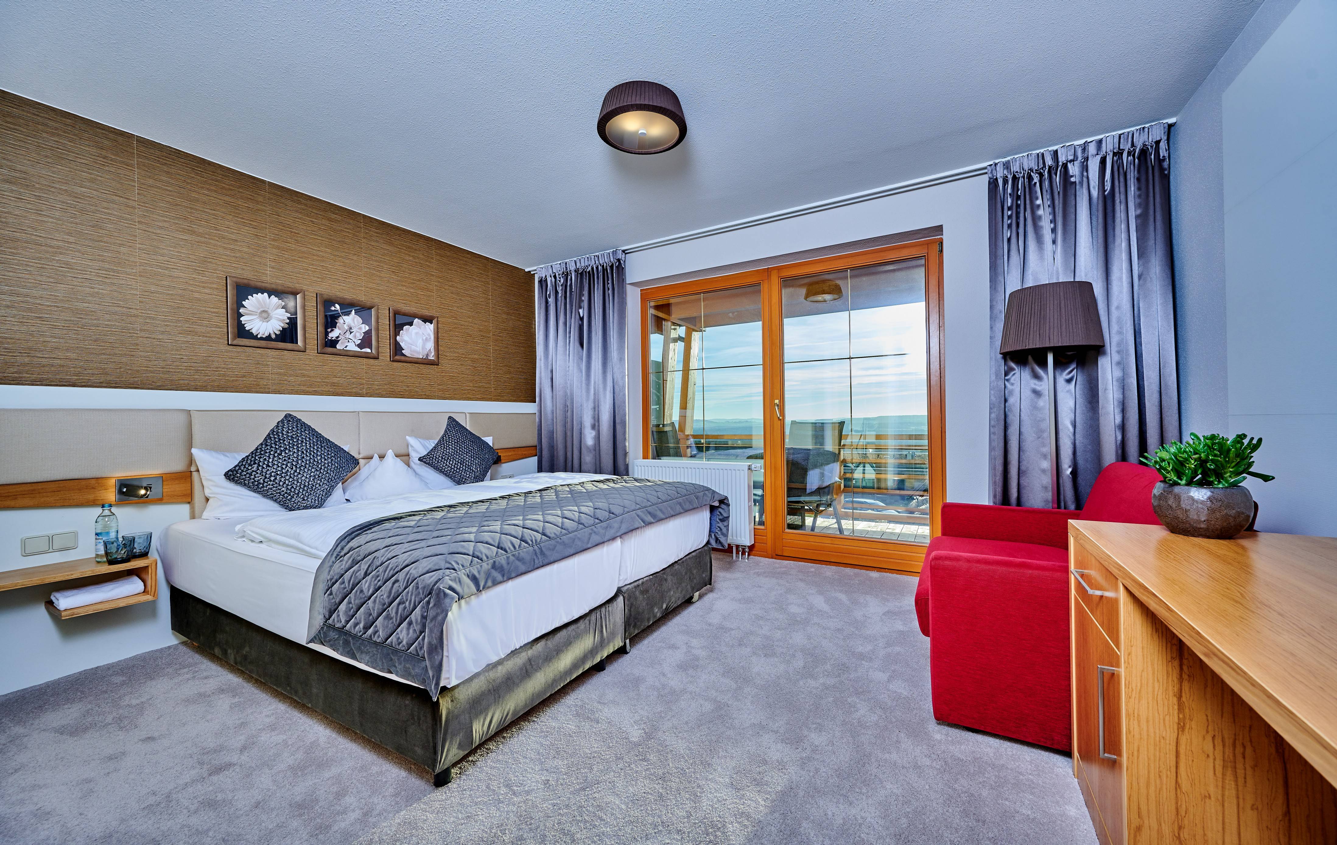 Komfort Doppelzimmer mit eingeschränkter Aussicht