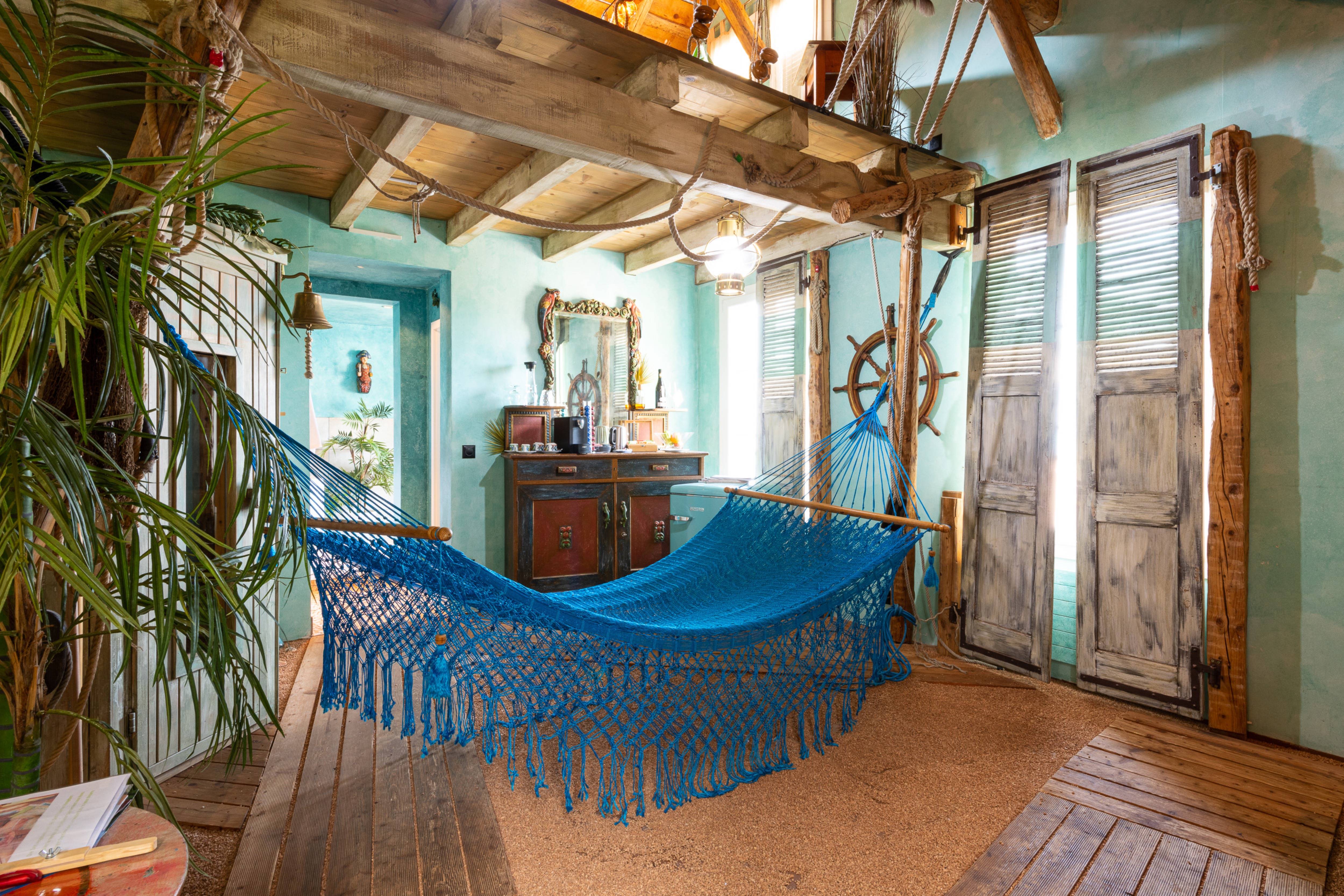 Bounty Beach Suite