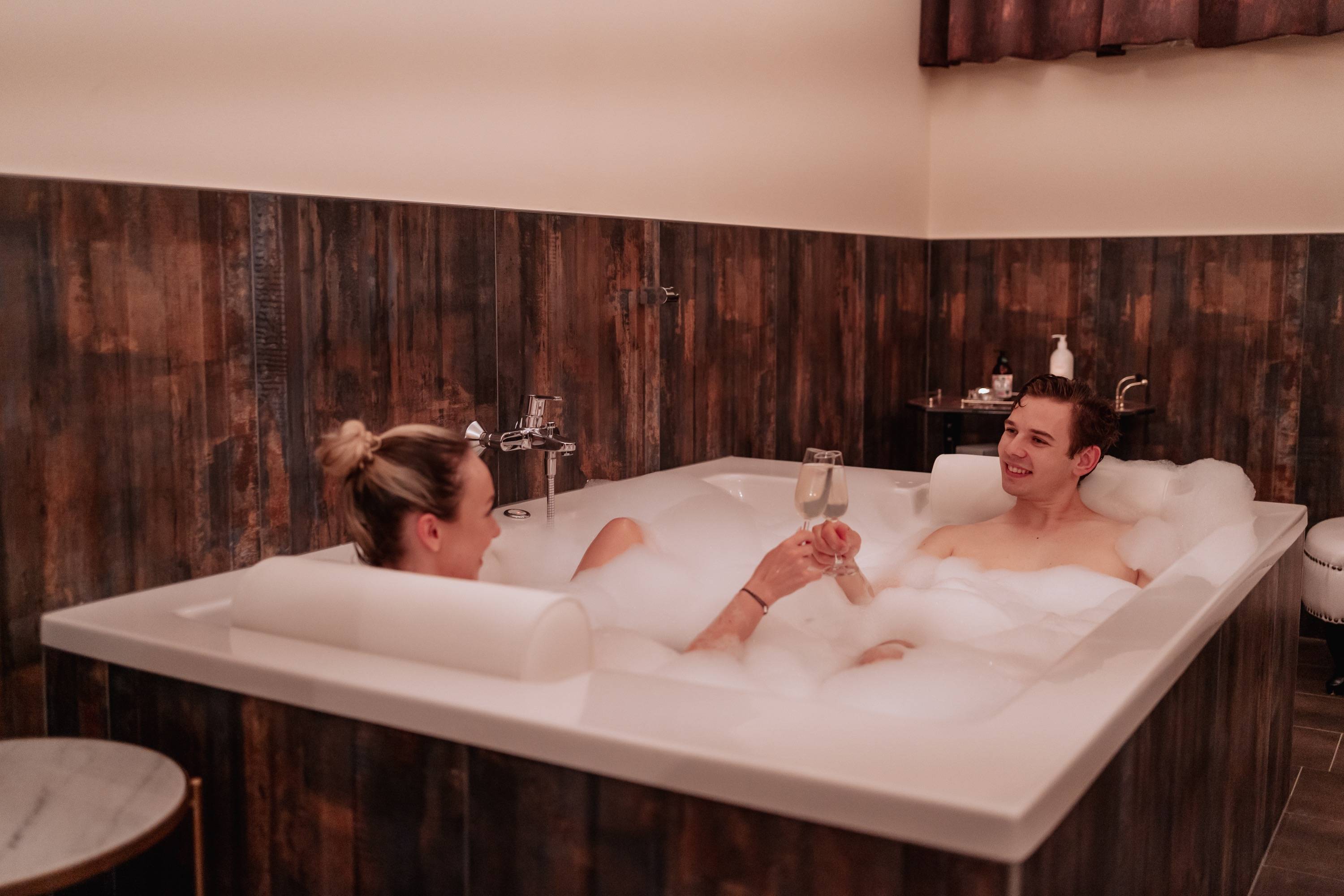 Wasserreich & Wellness