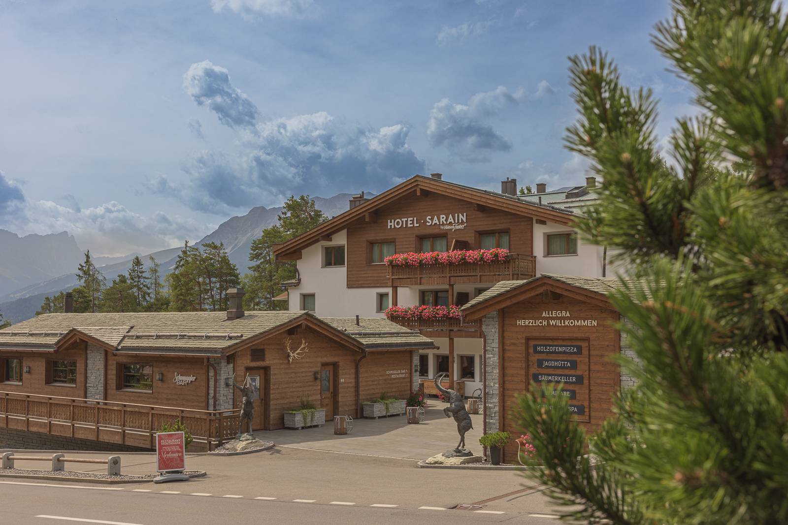 Hotel Sarain