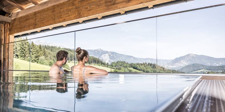 Chalet-Dorf im Alpbachtal in Tirol