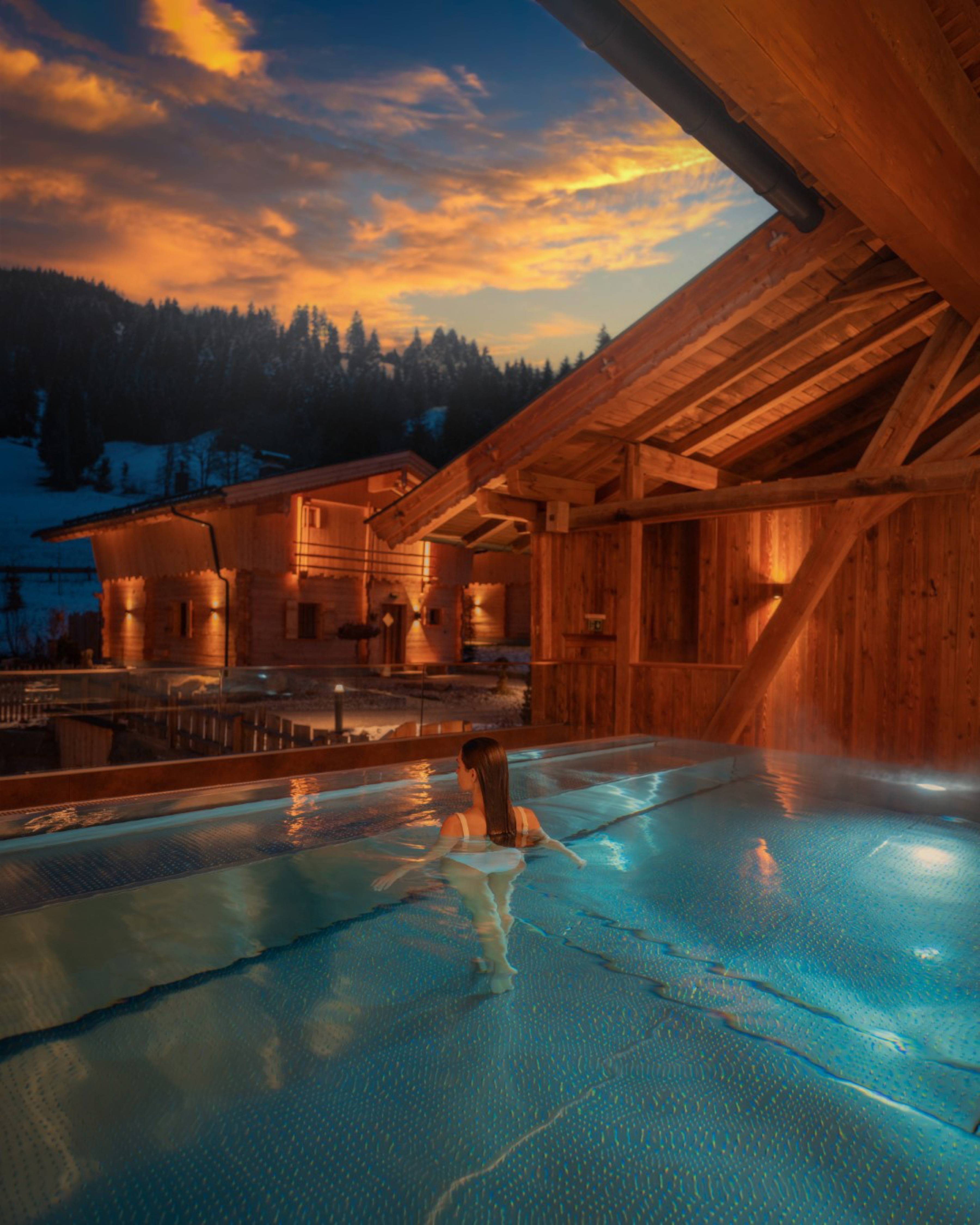 Chalet-Dorf im Alpbachtal in Tirol