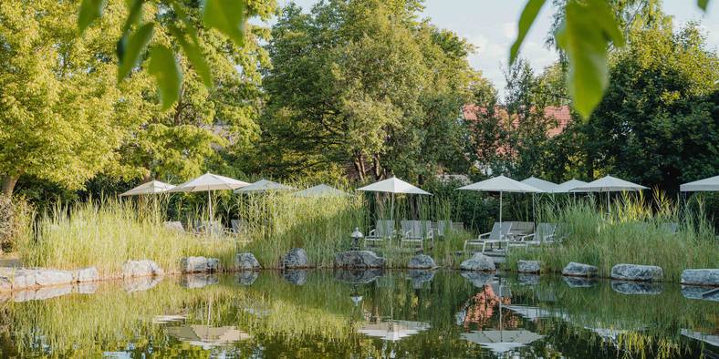 Wellness im Garten-Hotel