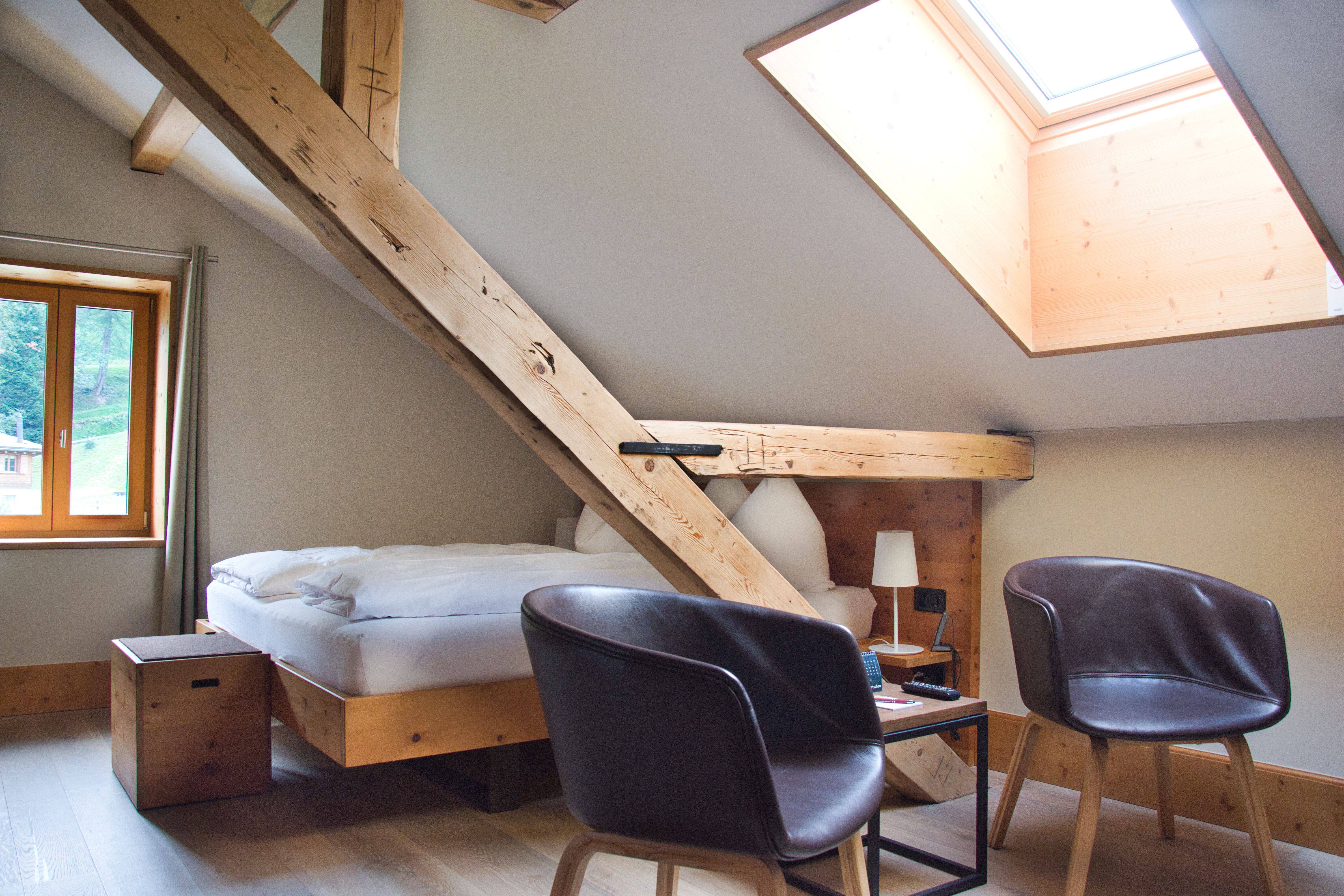 Alpina Junior Attikasuite