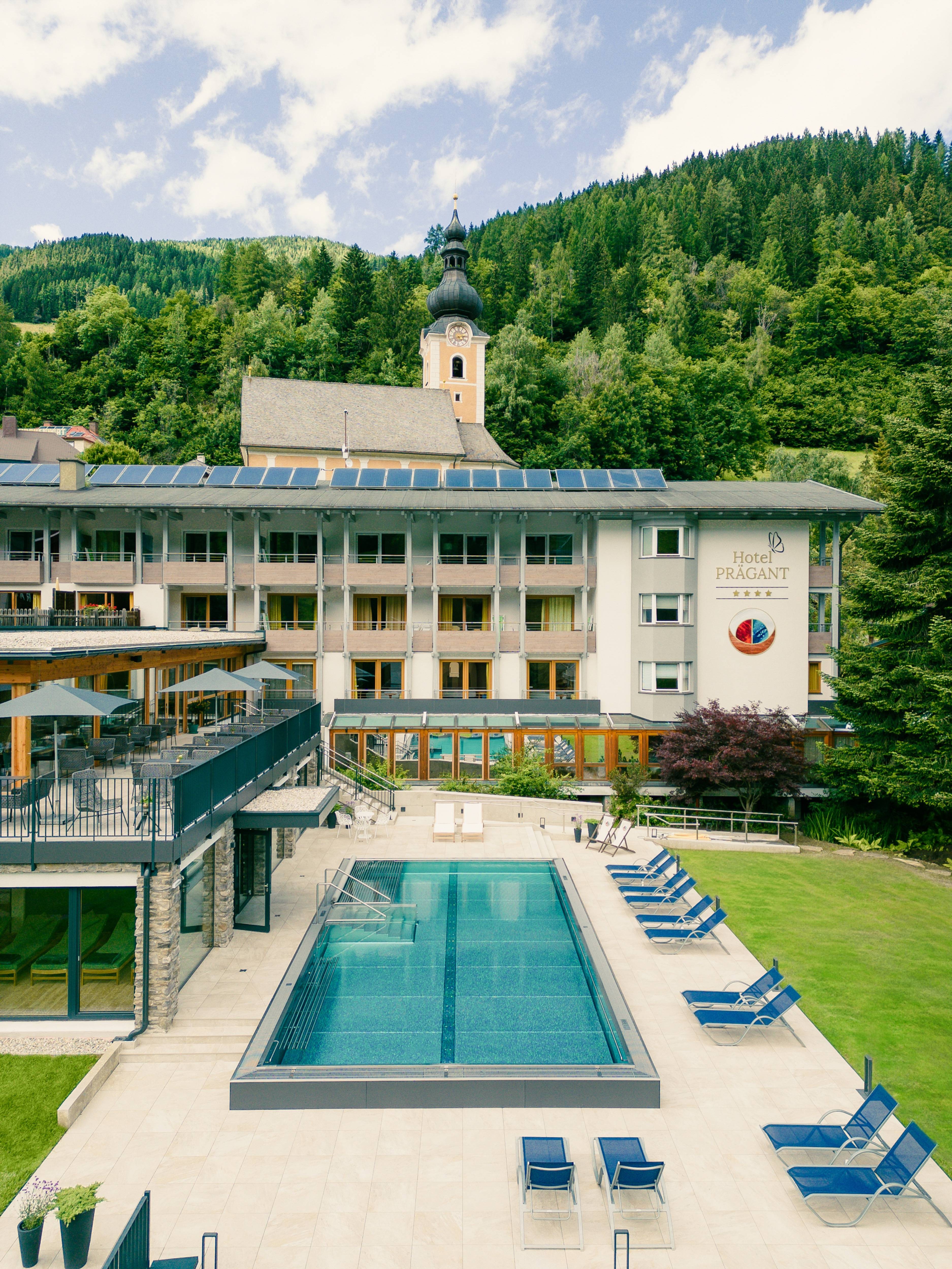 Prägant Evident Hotel****