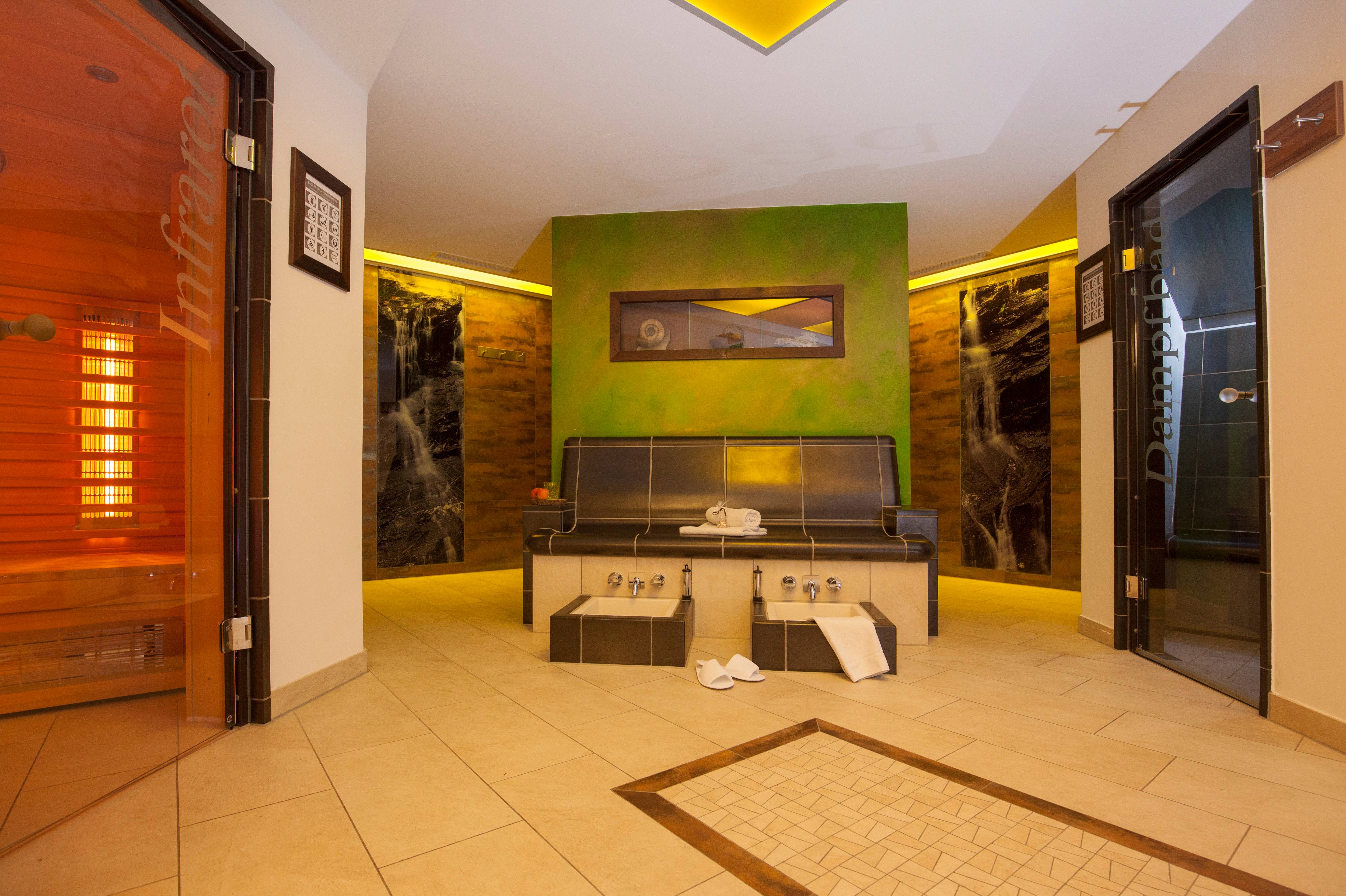 Privat Spa mit Piccolo-Sekt