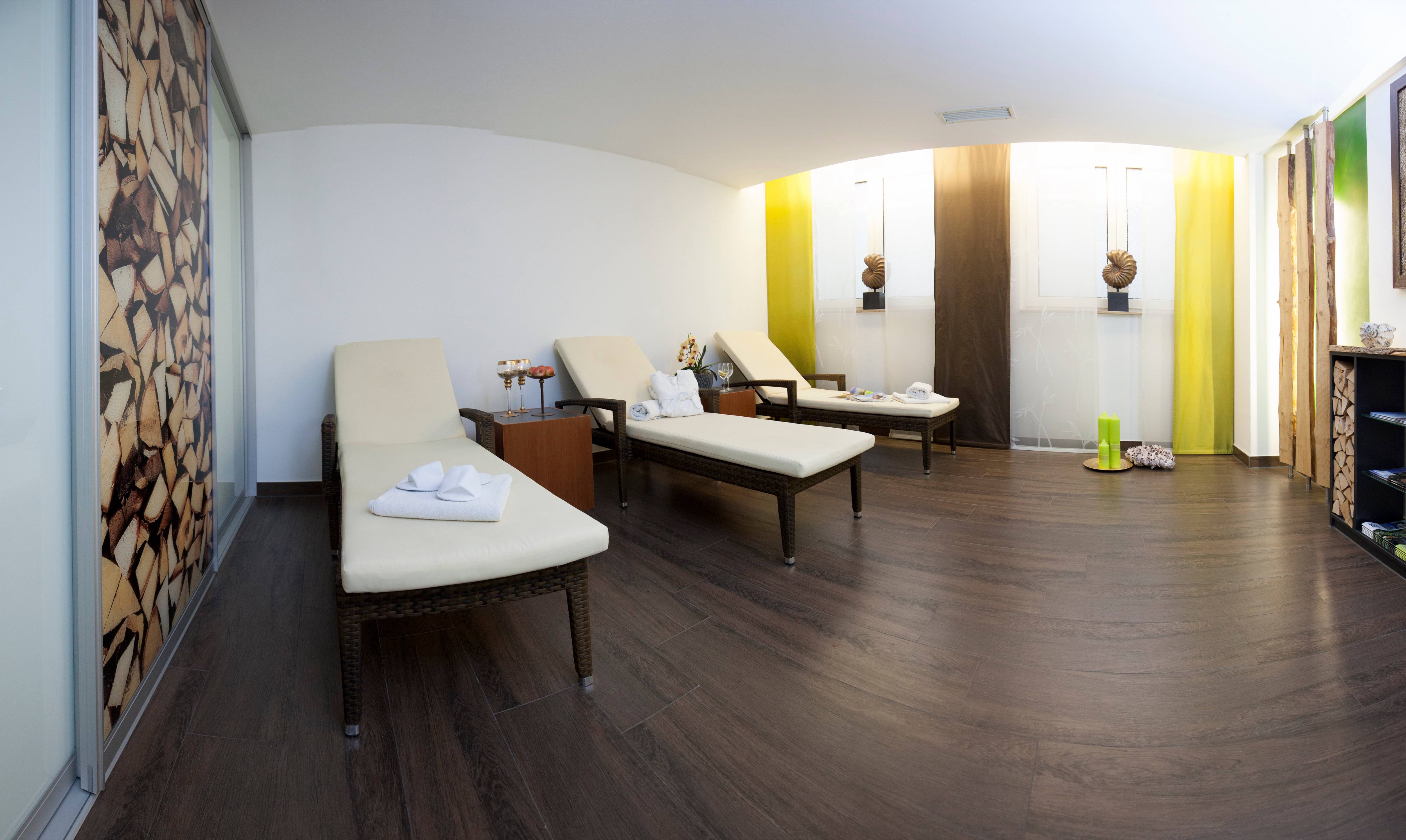 Saunalandschaft “Schneckenhaus” & Fitnessraum