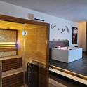 Private Spa Crystal Luxury Suite à Sursee