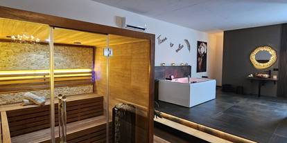 Privat Spa Crystal Luxury Suite in Sursee