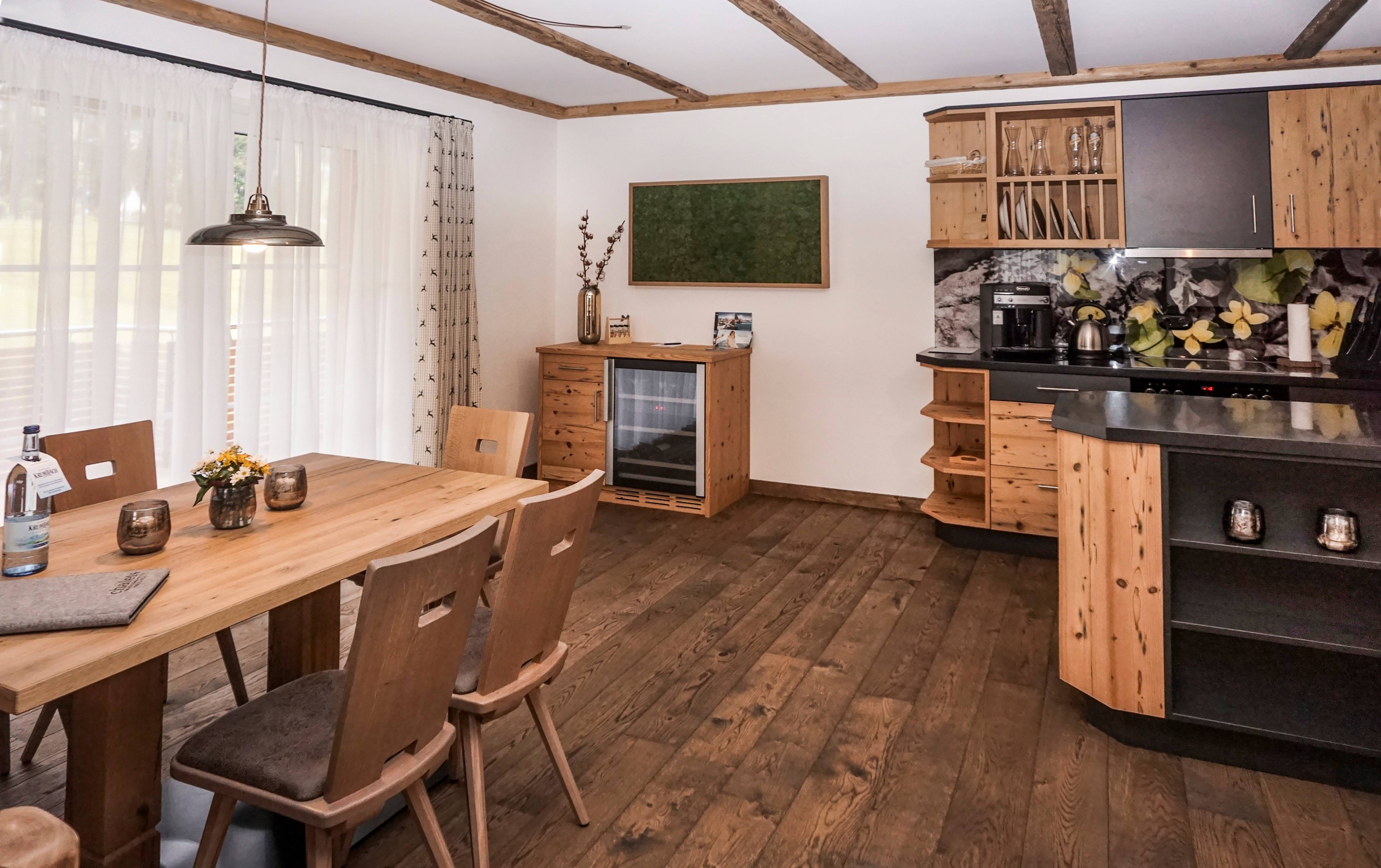 Luxus Appartement "Bergveilchen" mit Bergblick