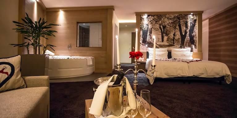 Zimmer mit Whirlpool