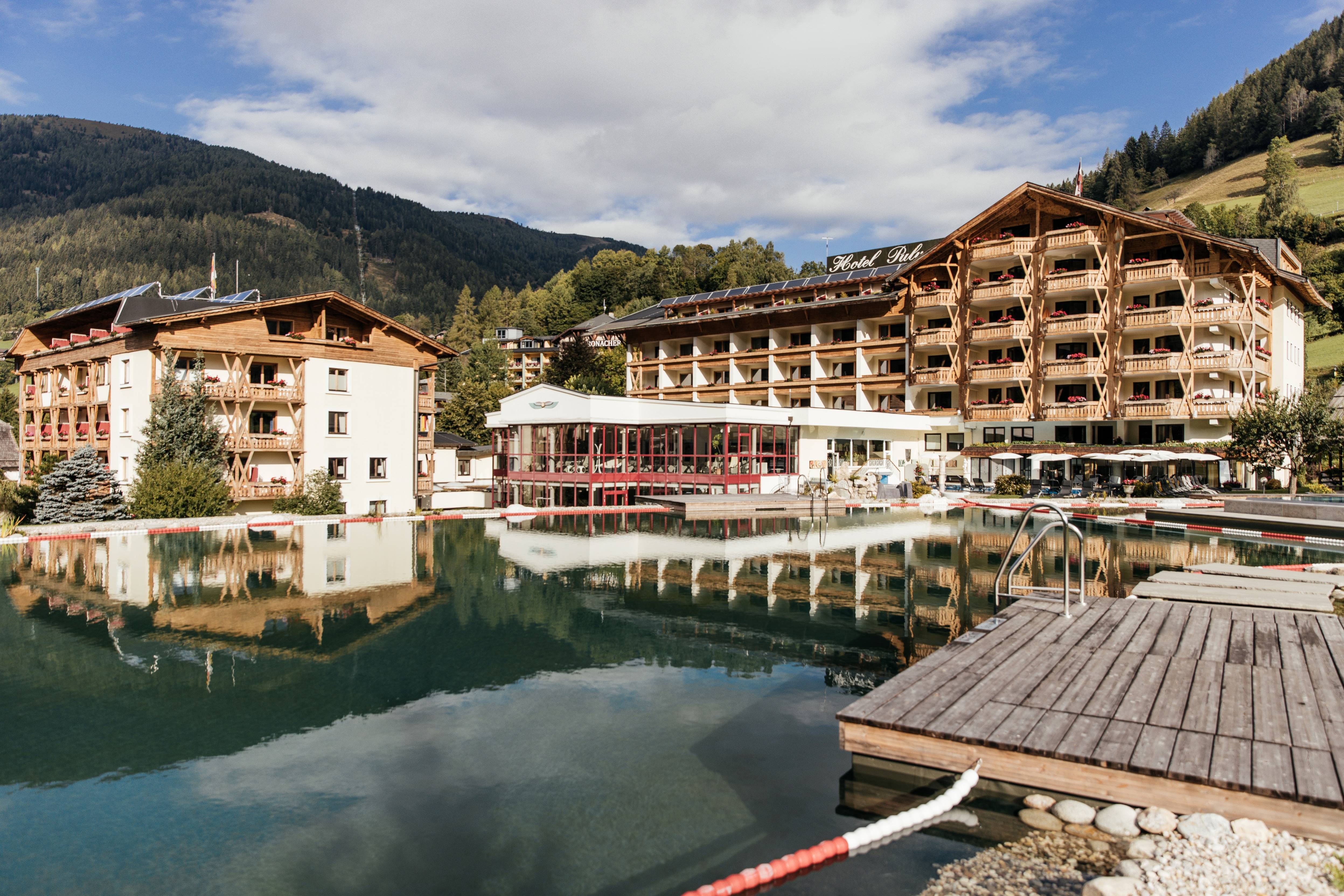 Thermenwelt Hotel Pulverer*****