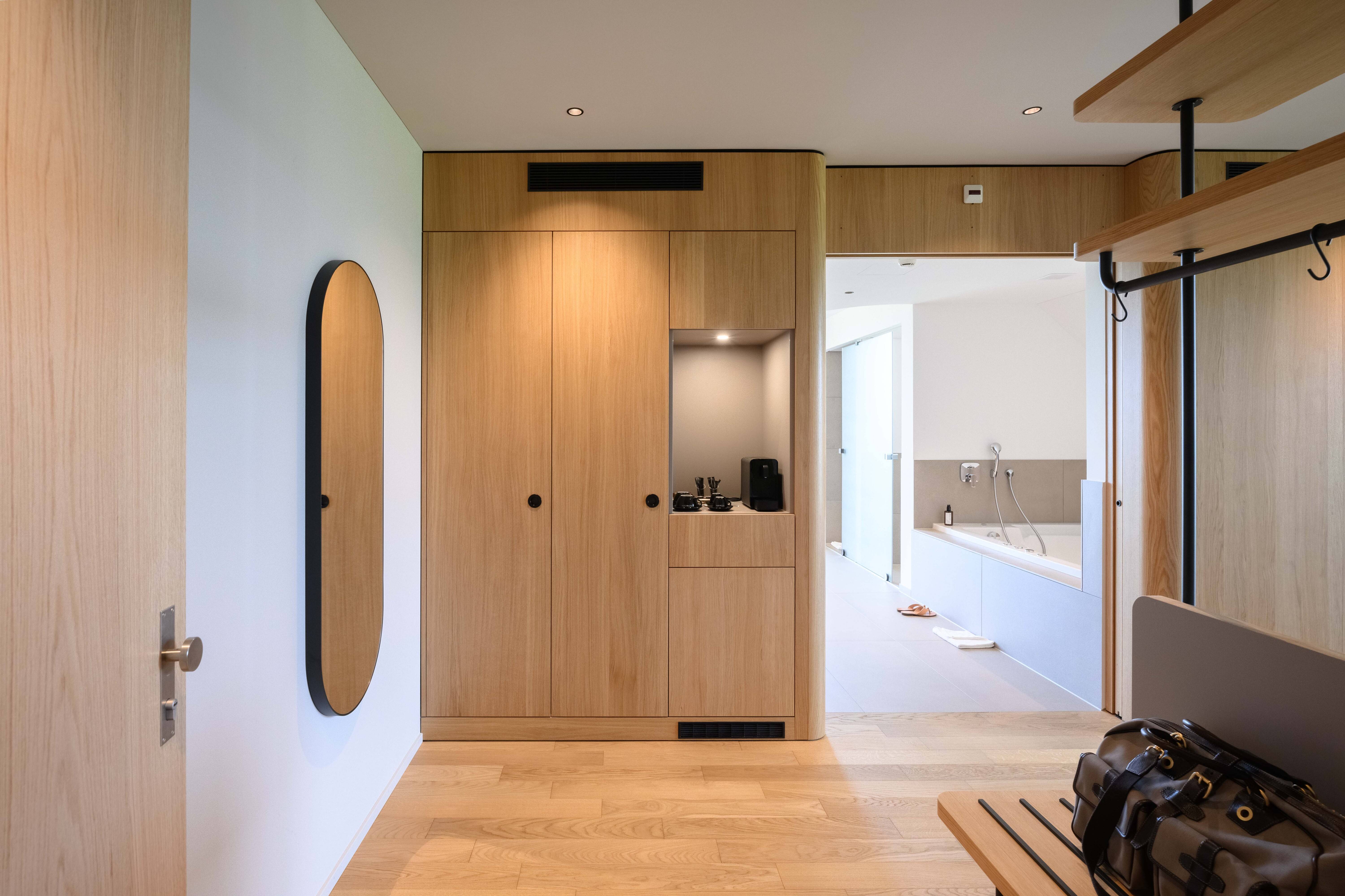 Spa Suite Corner