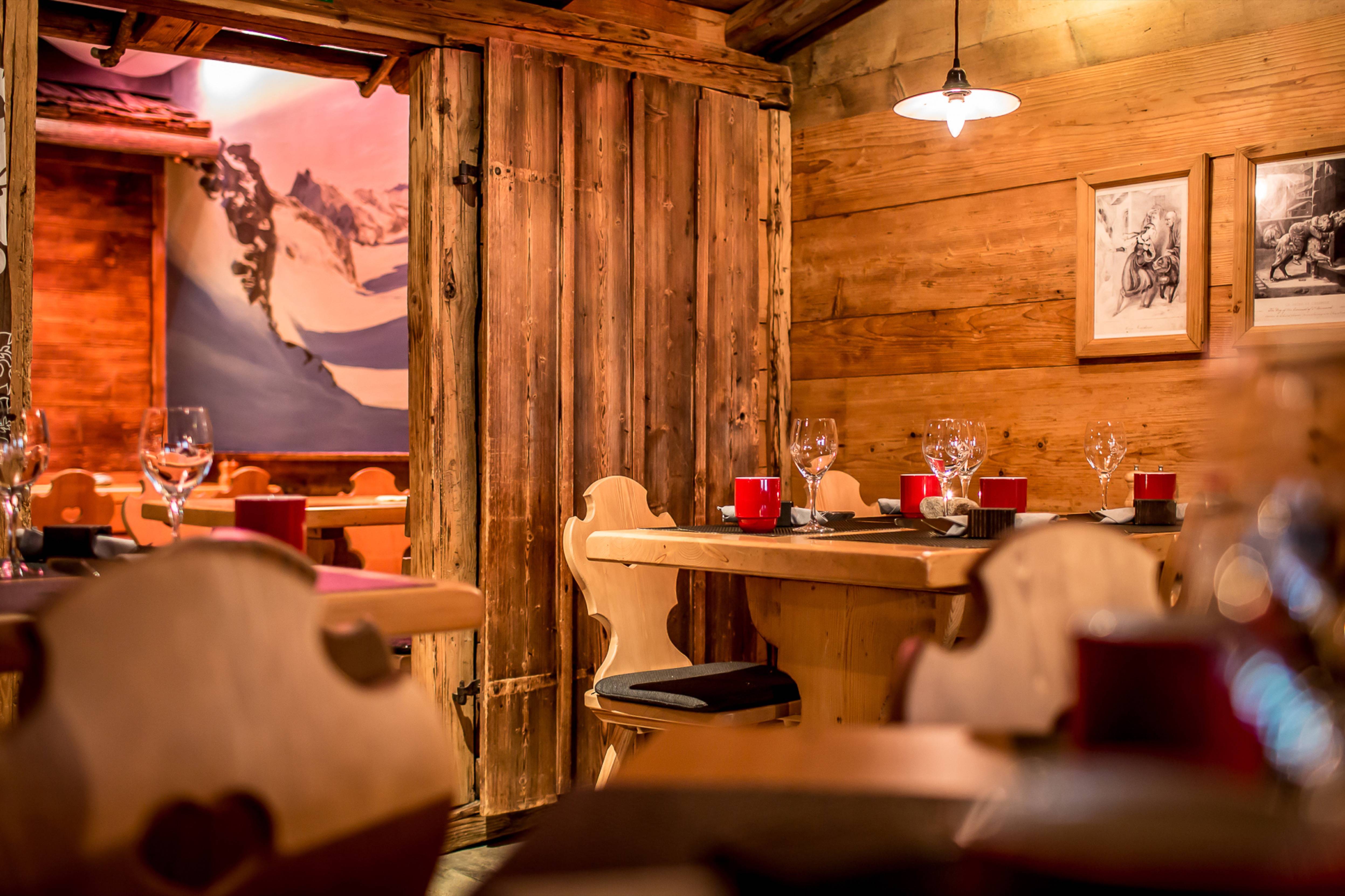 Barrys Restaurant, Bar & Lounge