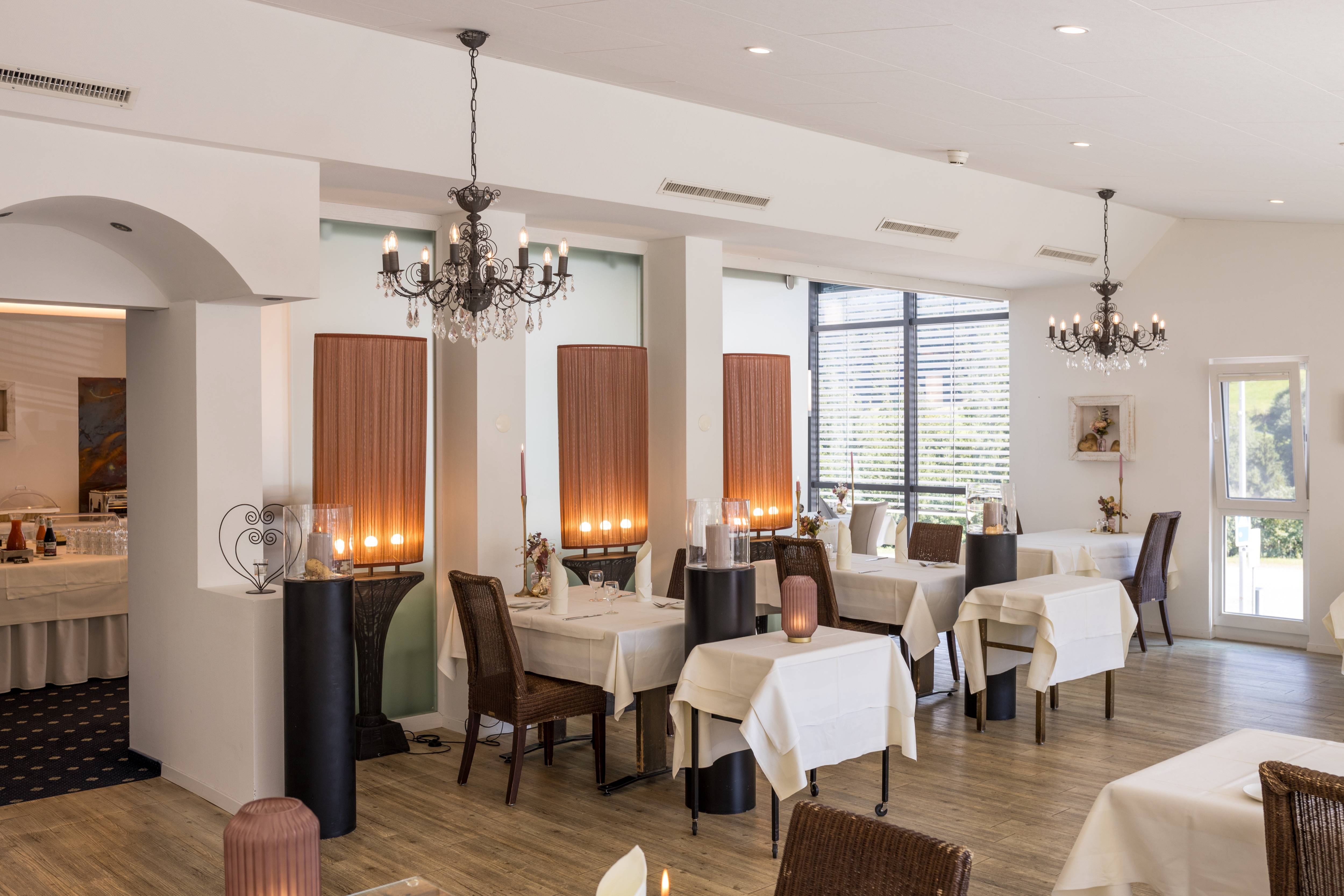 Bain à deux aux pétales de roses