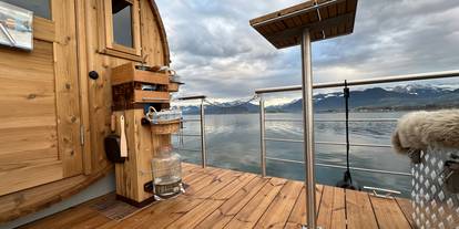 Plaisir de la fondue sur le lac de Zurich