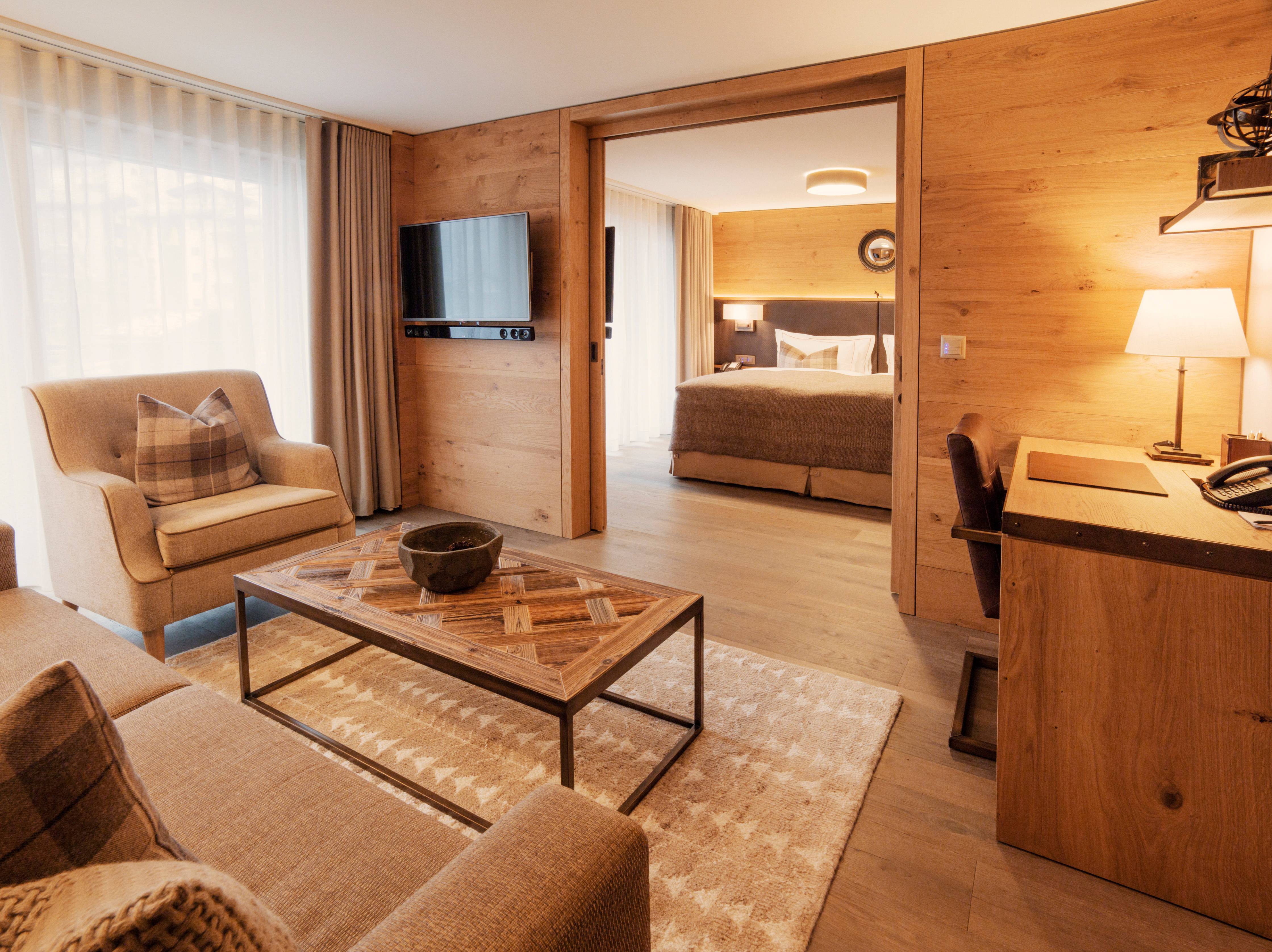 Signature Suite