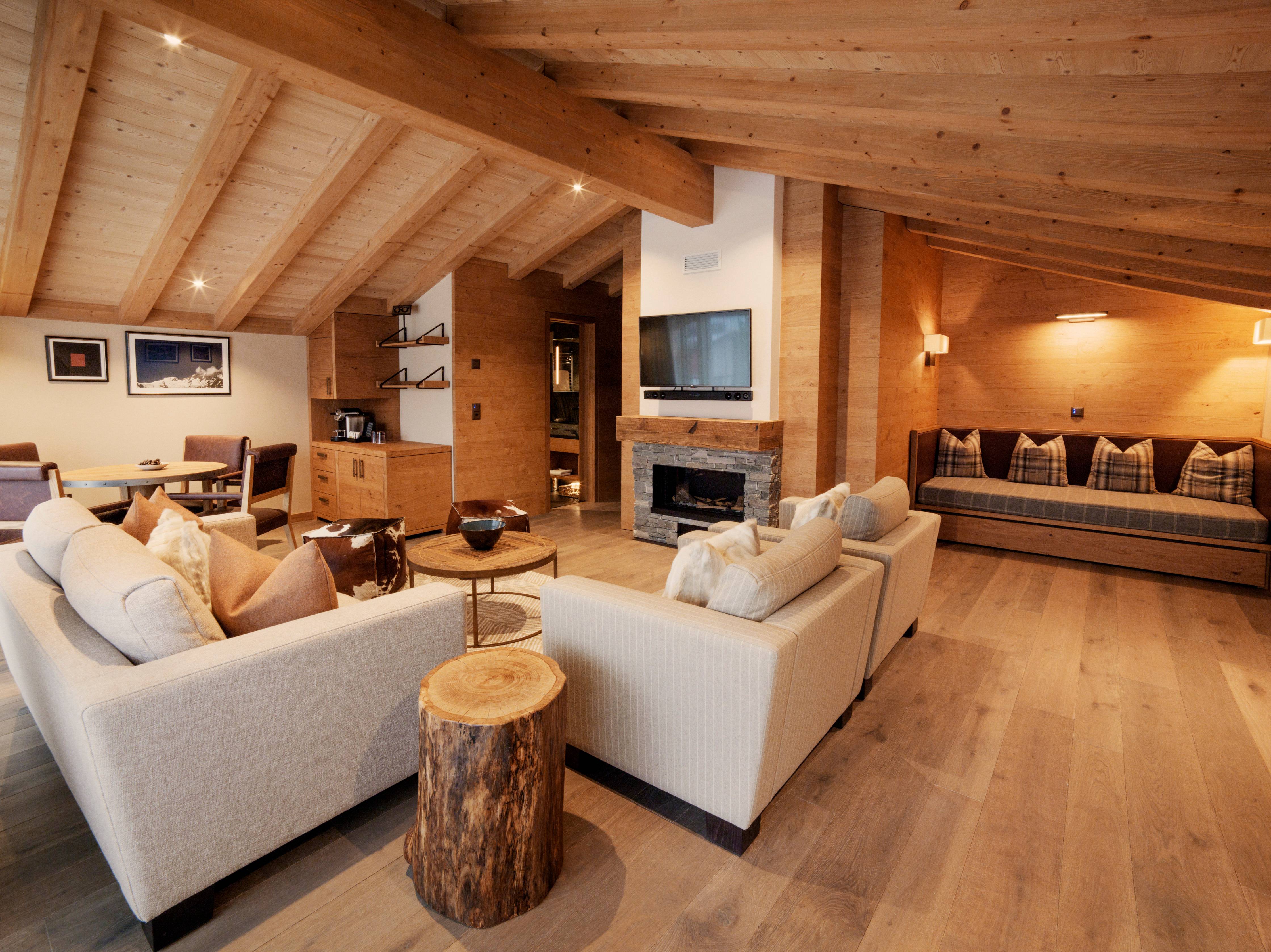 Penthouse Suite