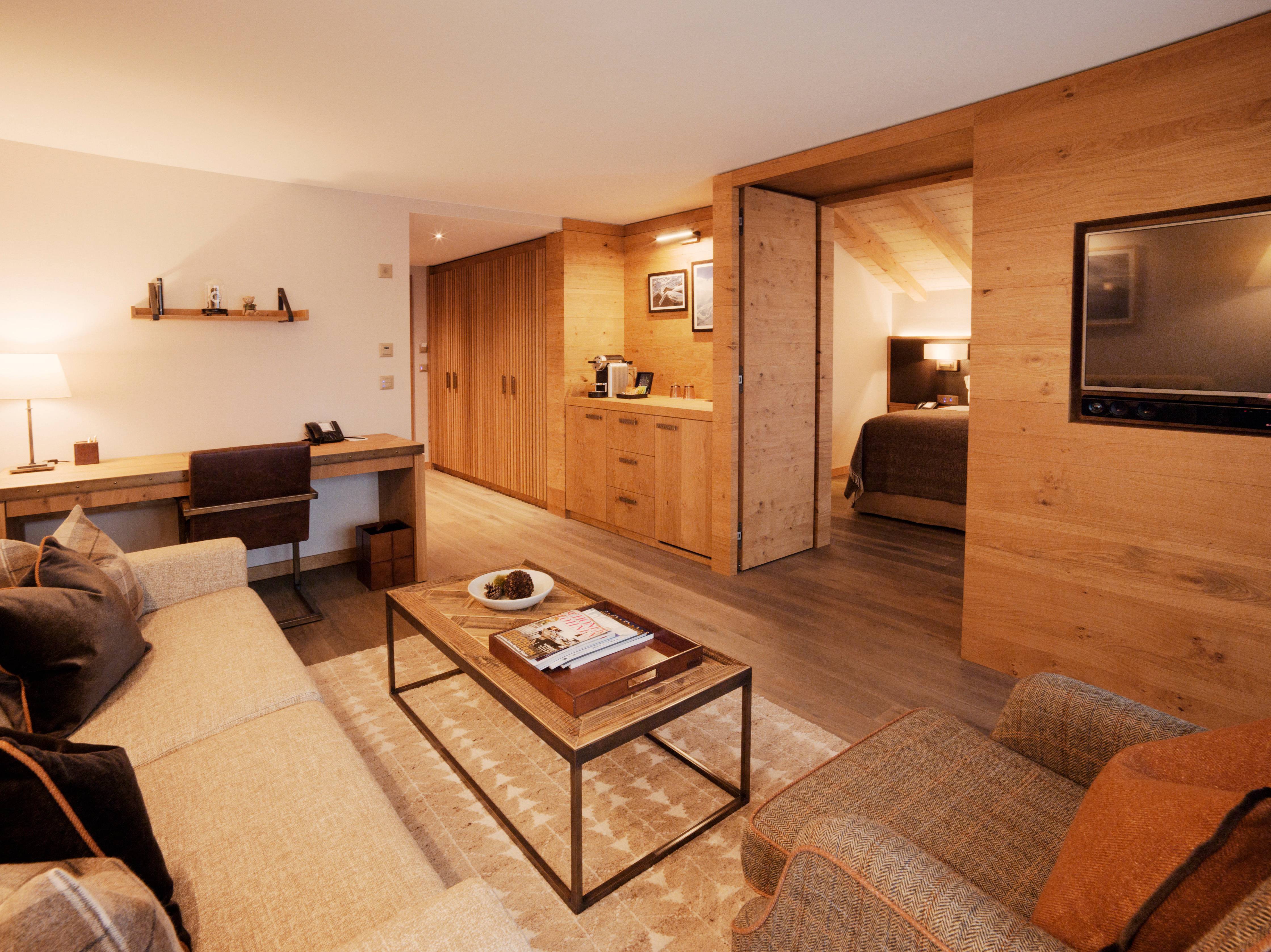 Deluxe Suite