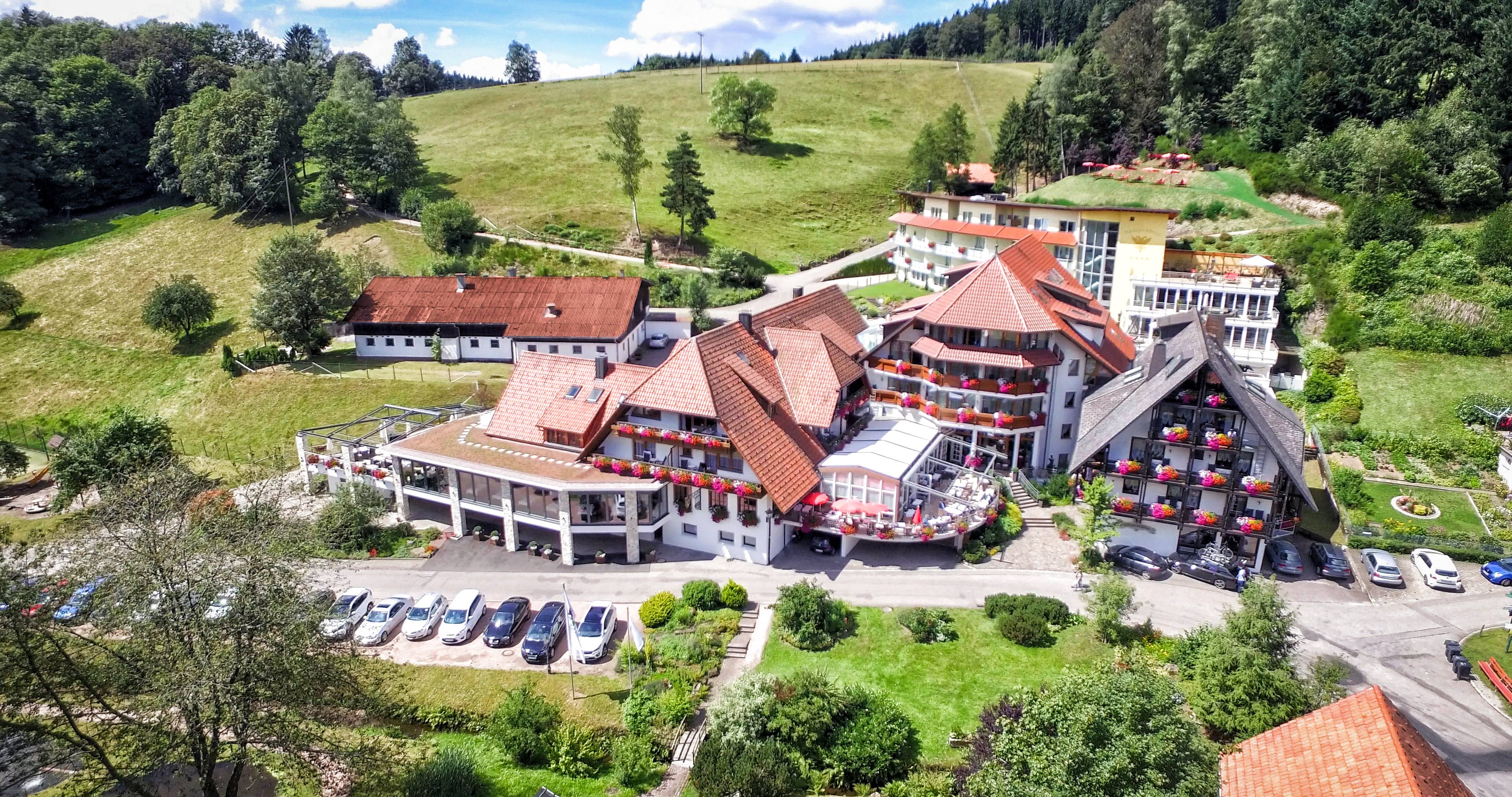Naturparkhotel Adler St. Roman
