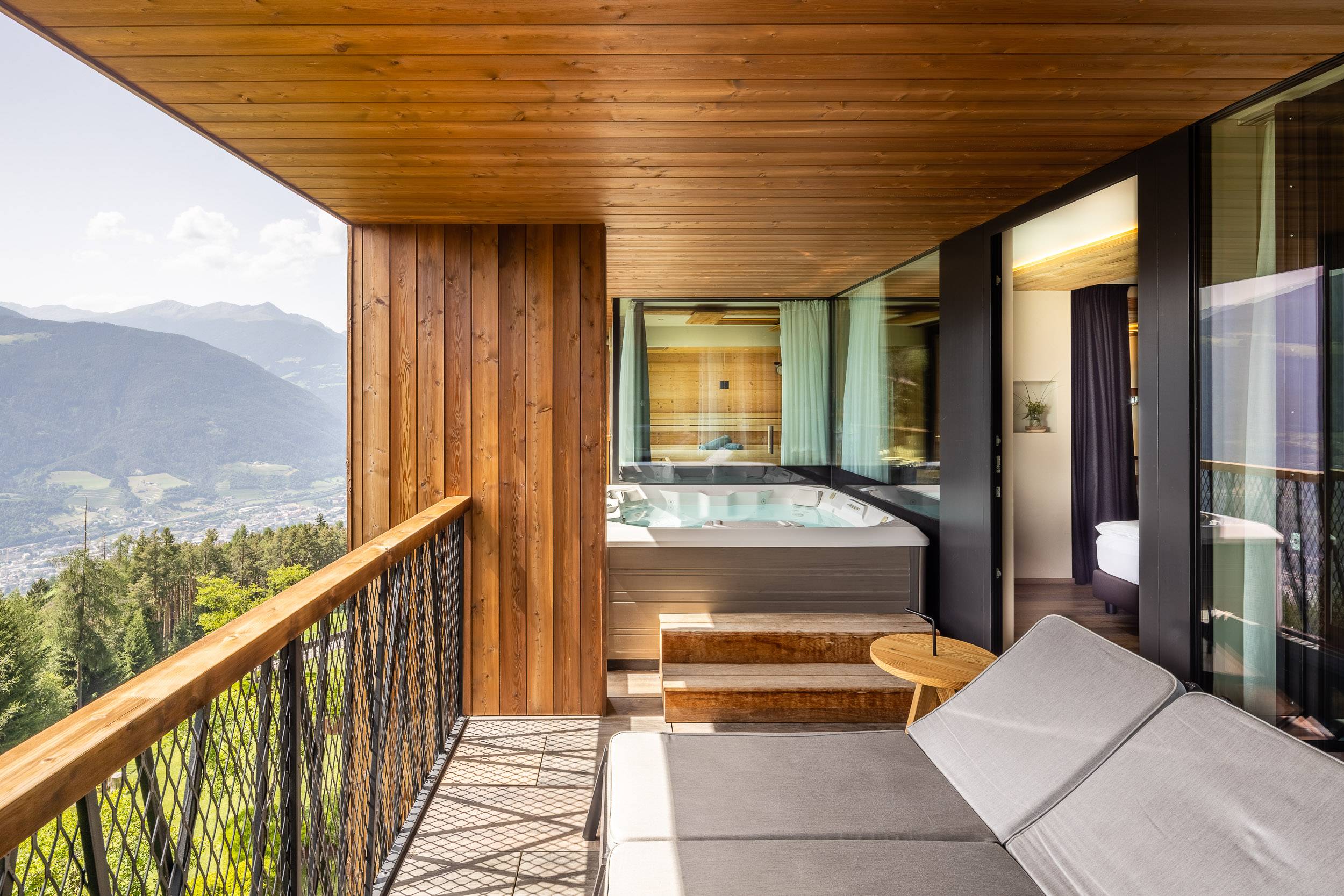 Treetop Suite