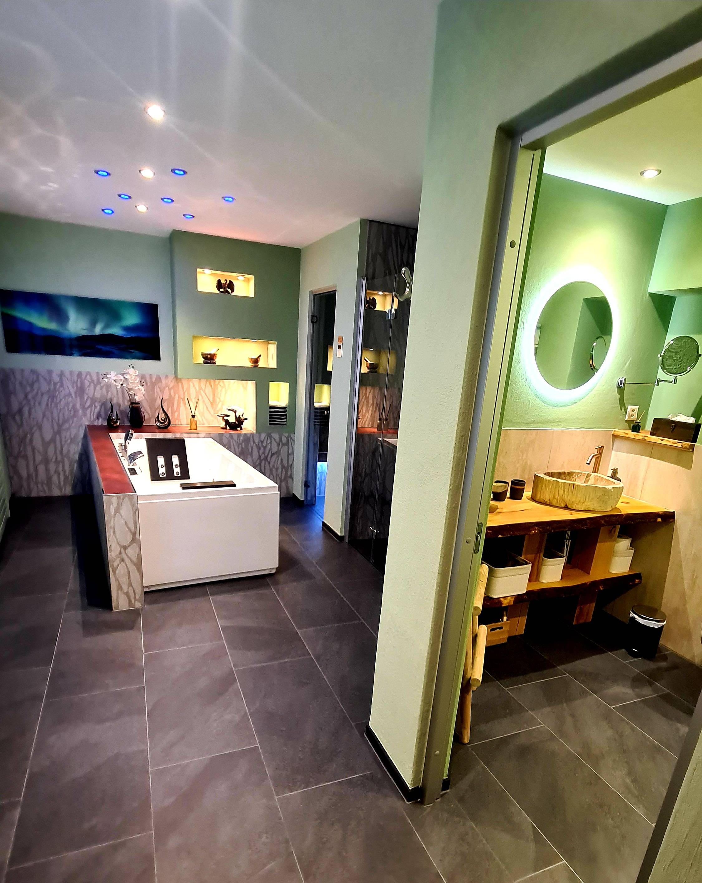 Day Spa Suite "Pub"