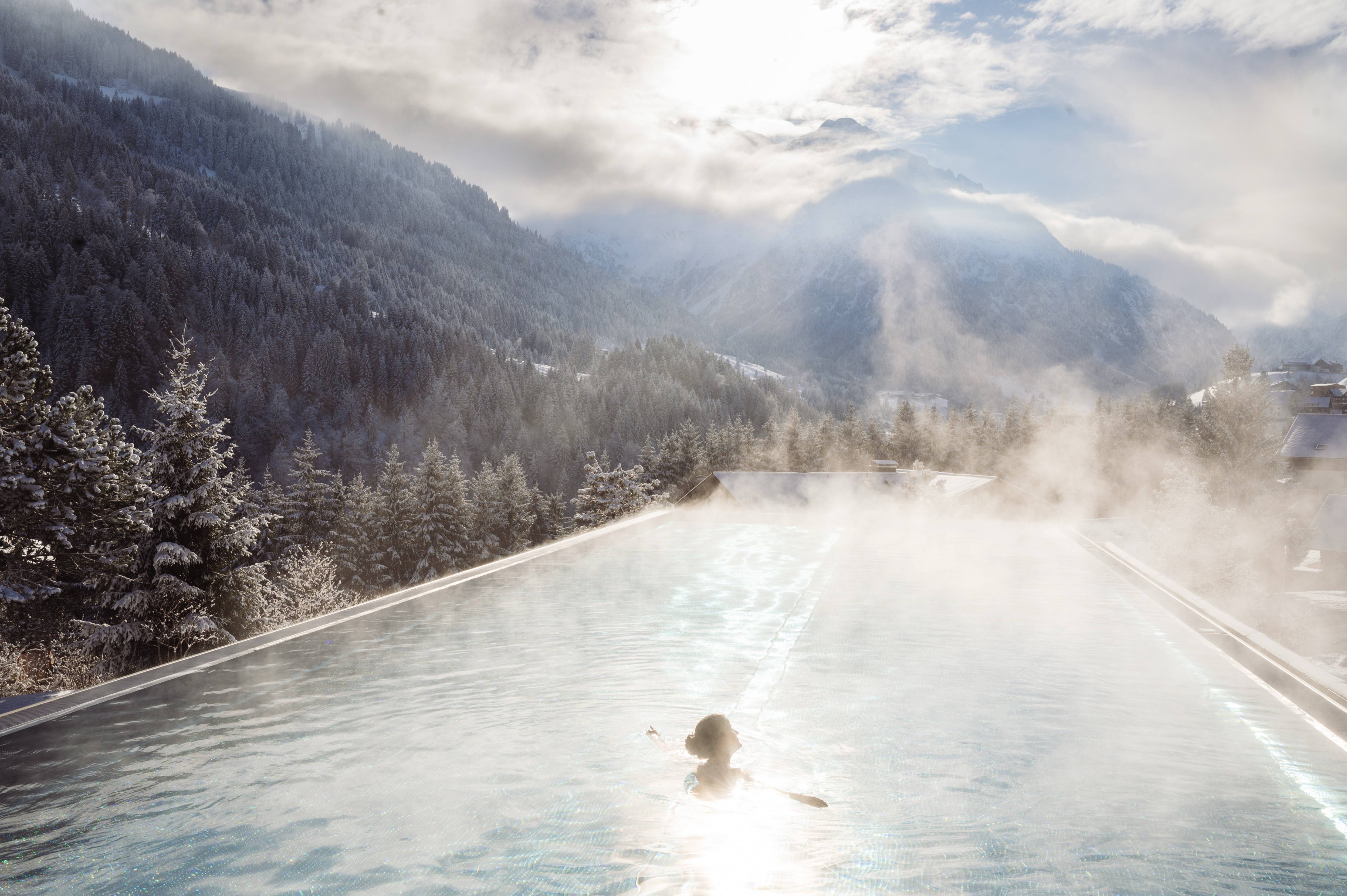 Wasserwelt mit Bergblick