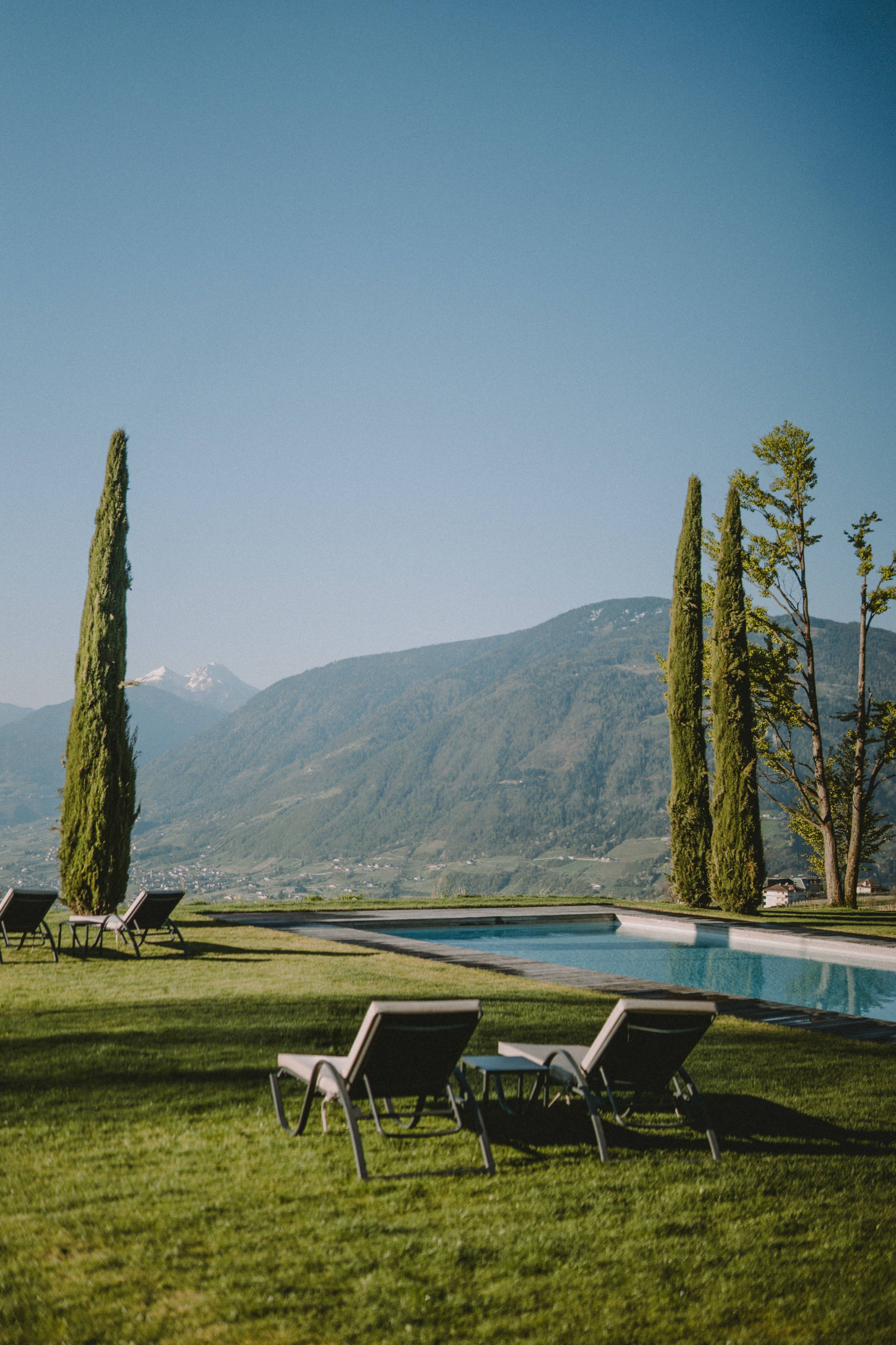 Pool & Spa