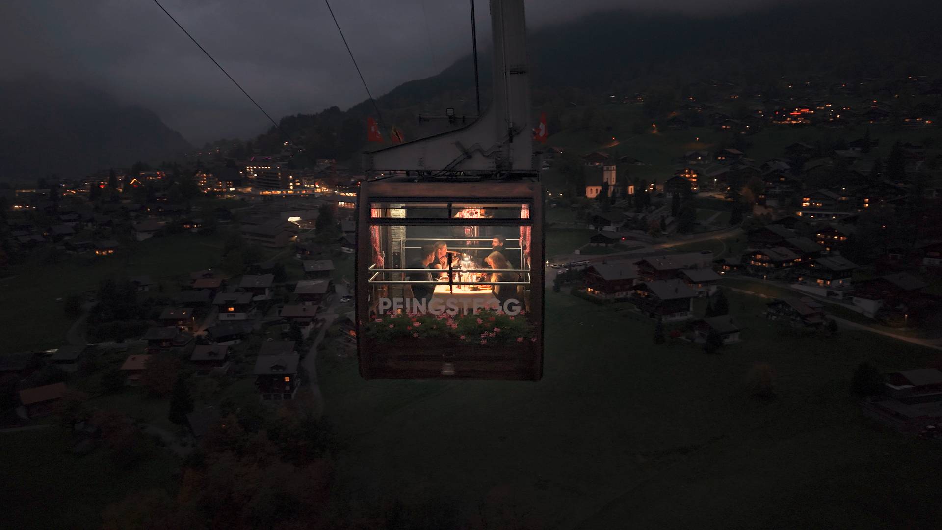 Candle-Light Dinner in der Gondel der Pfingsteggbahn