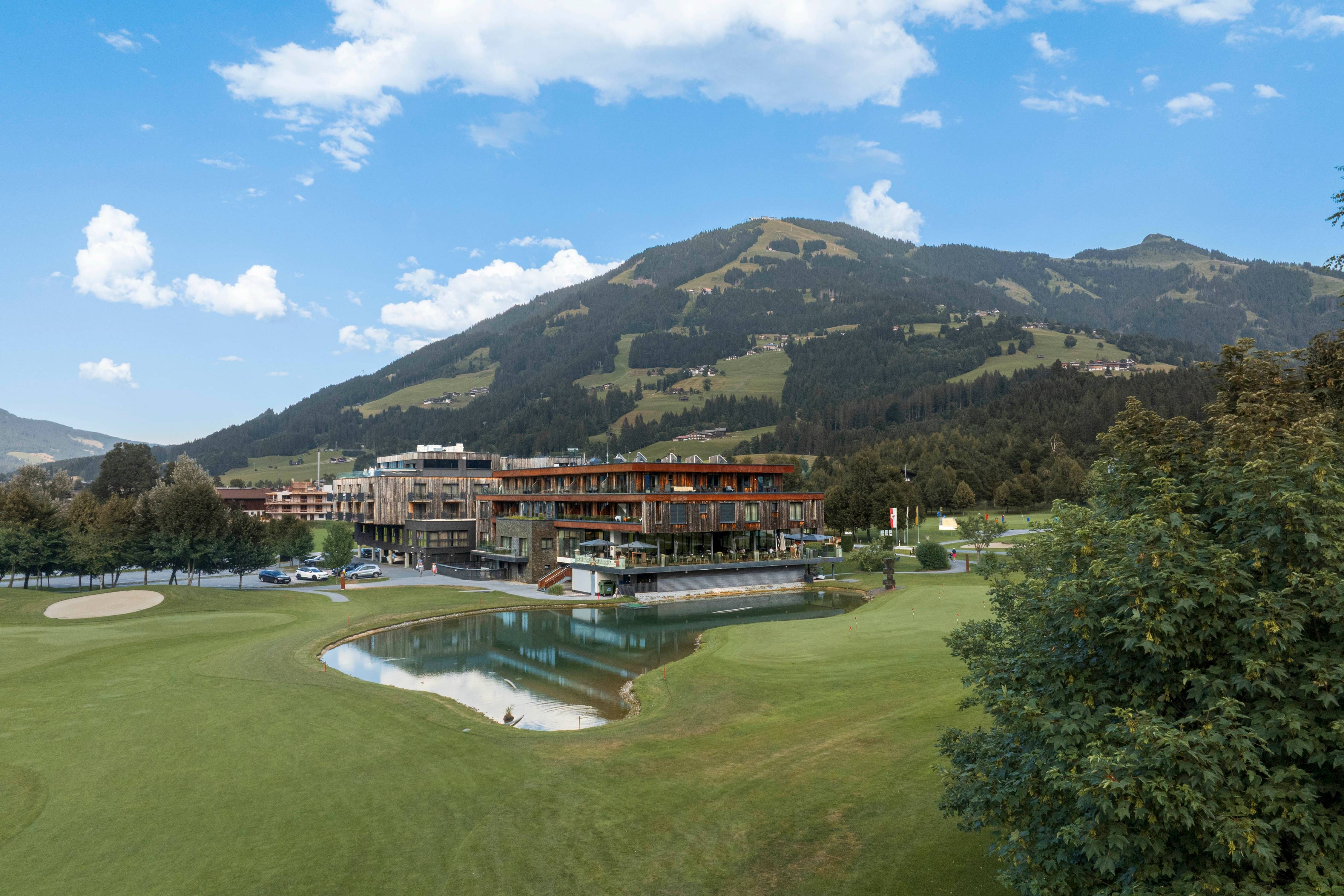 Wellness mit Blick auf die Kitzbühler Alpen