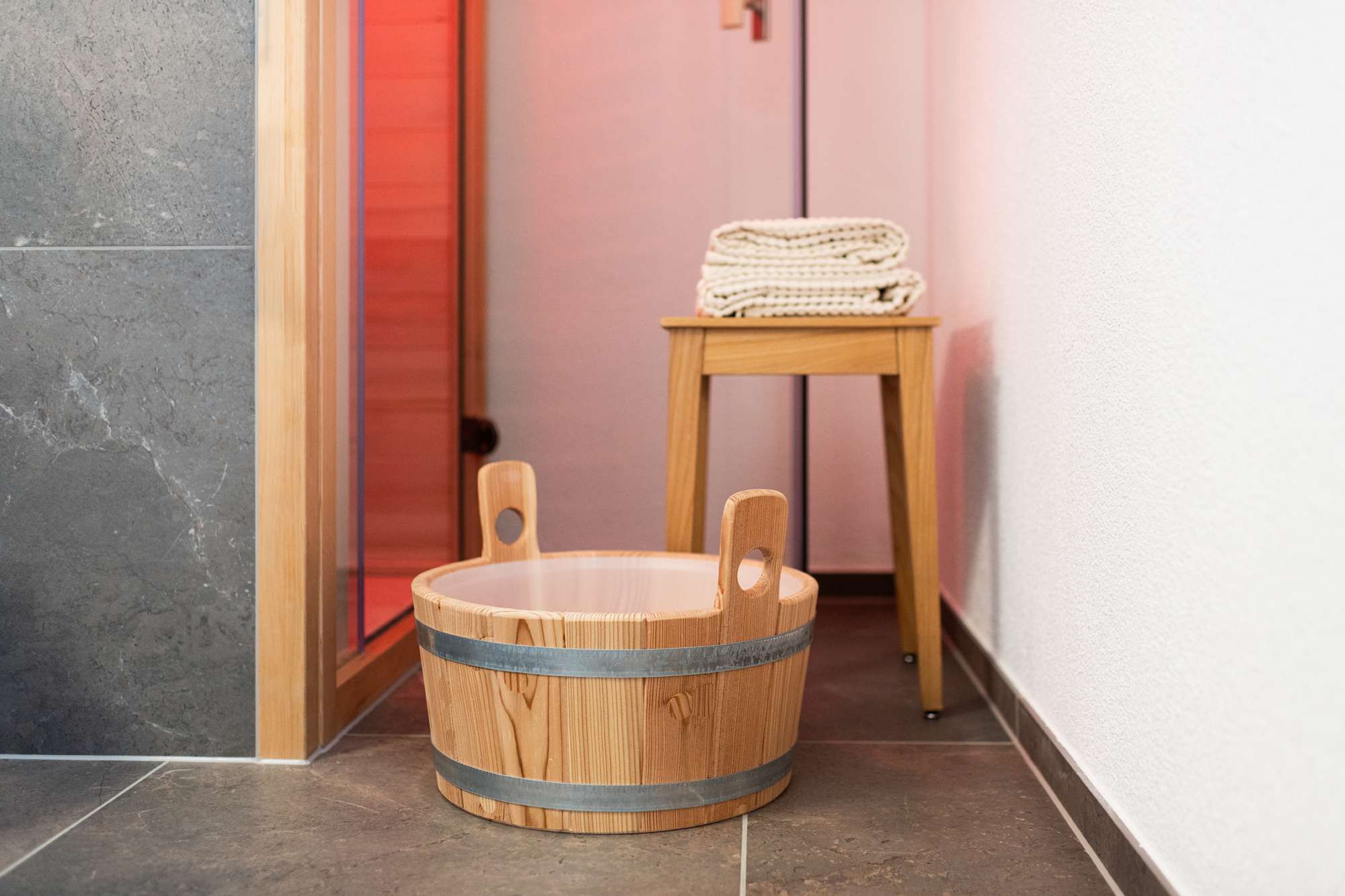 Emmentaler Chäsgade mit Infrarotkabine und Regendusche