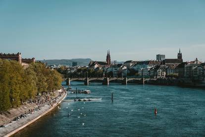 Blick auf Basel und den Rhein