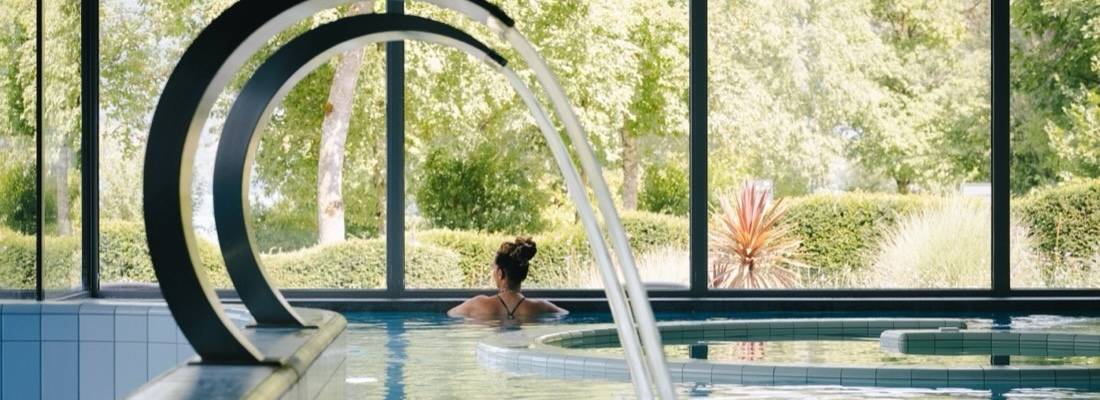 Innenpool Deltapark Vitalresort 