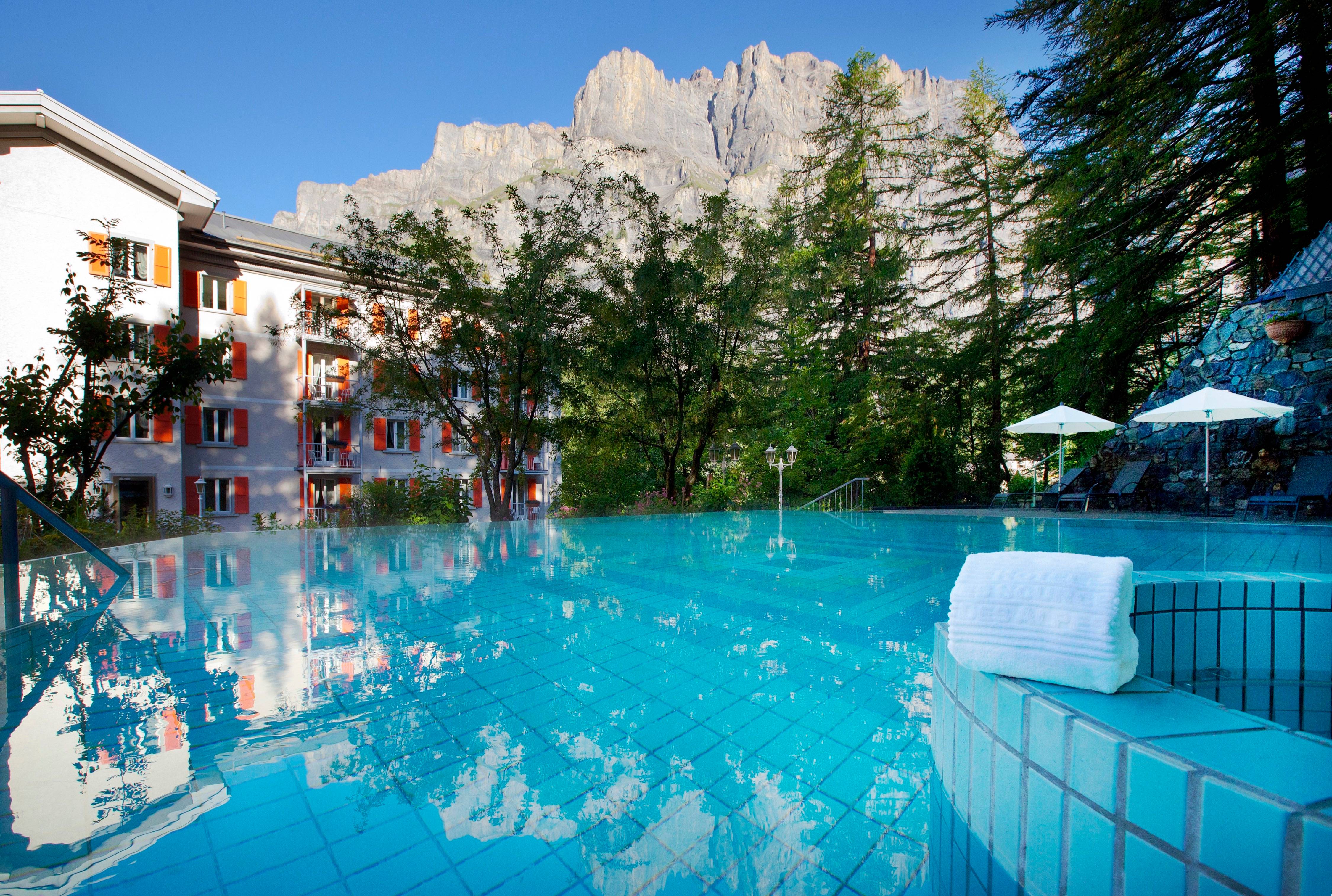 Thermeneintritt mit Massage