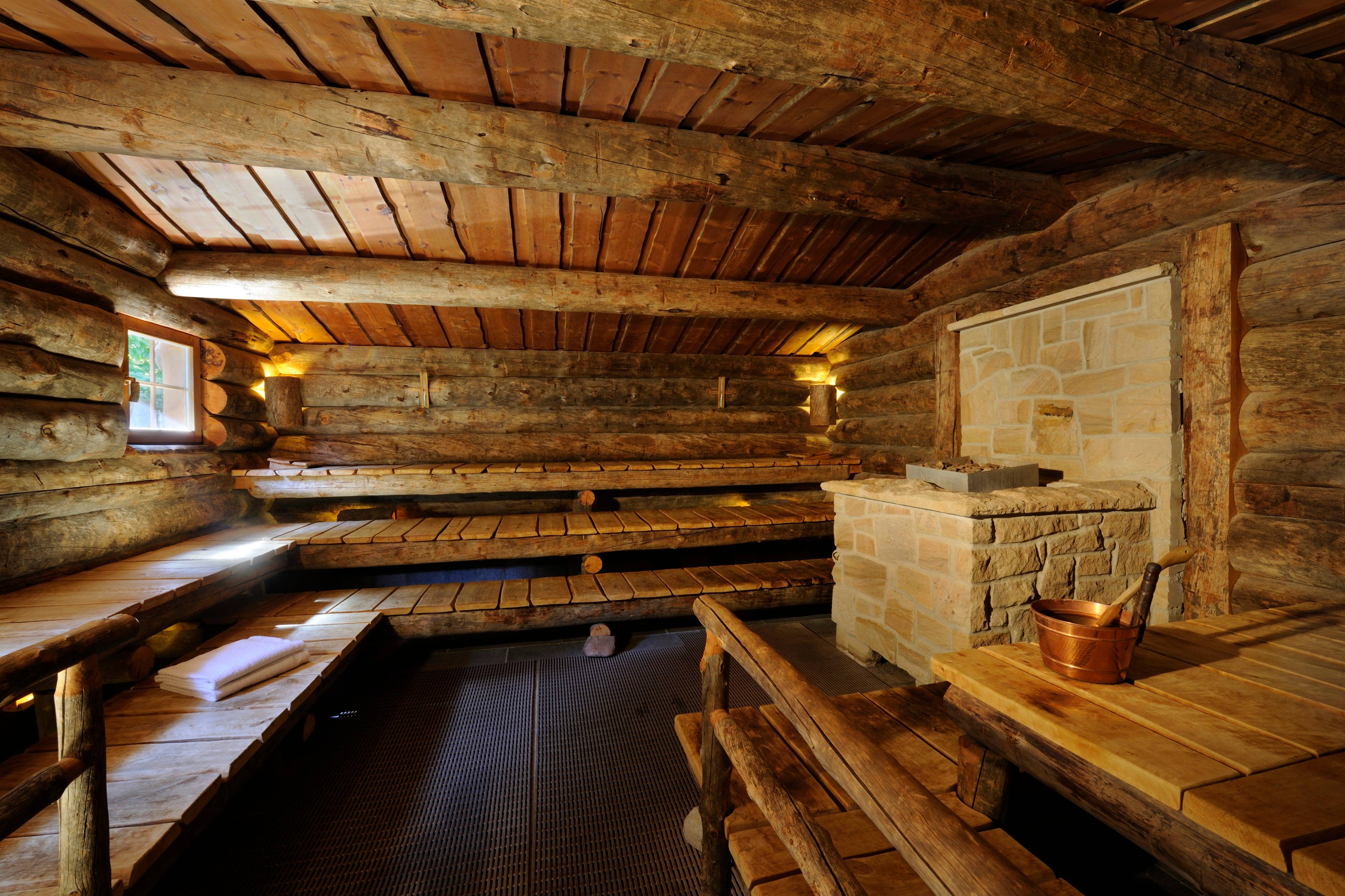 Wellnessbereich "Burgtherme"