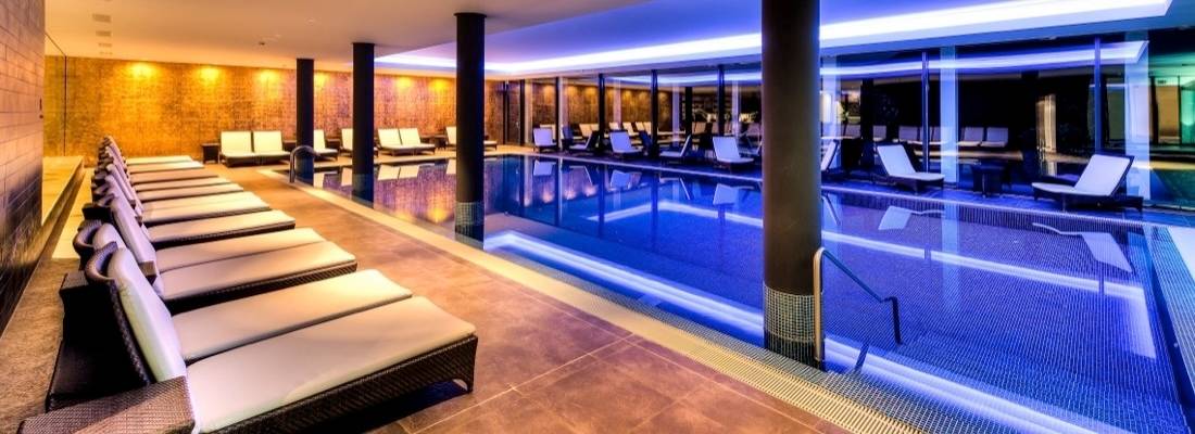 Innenpool Wellnesshotel Golf Panorama