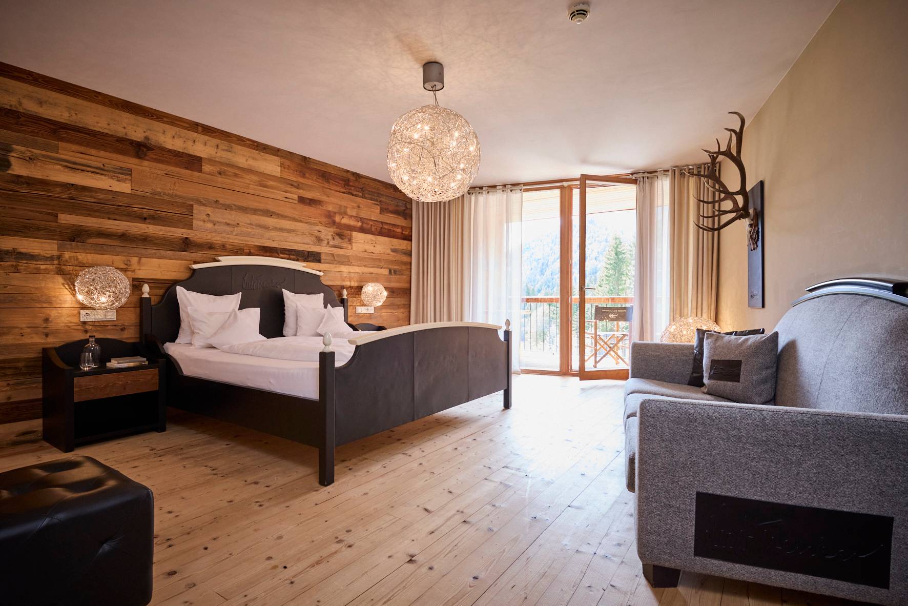 LUIS TRENKER SUITE