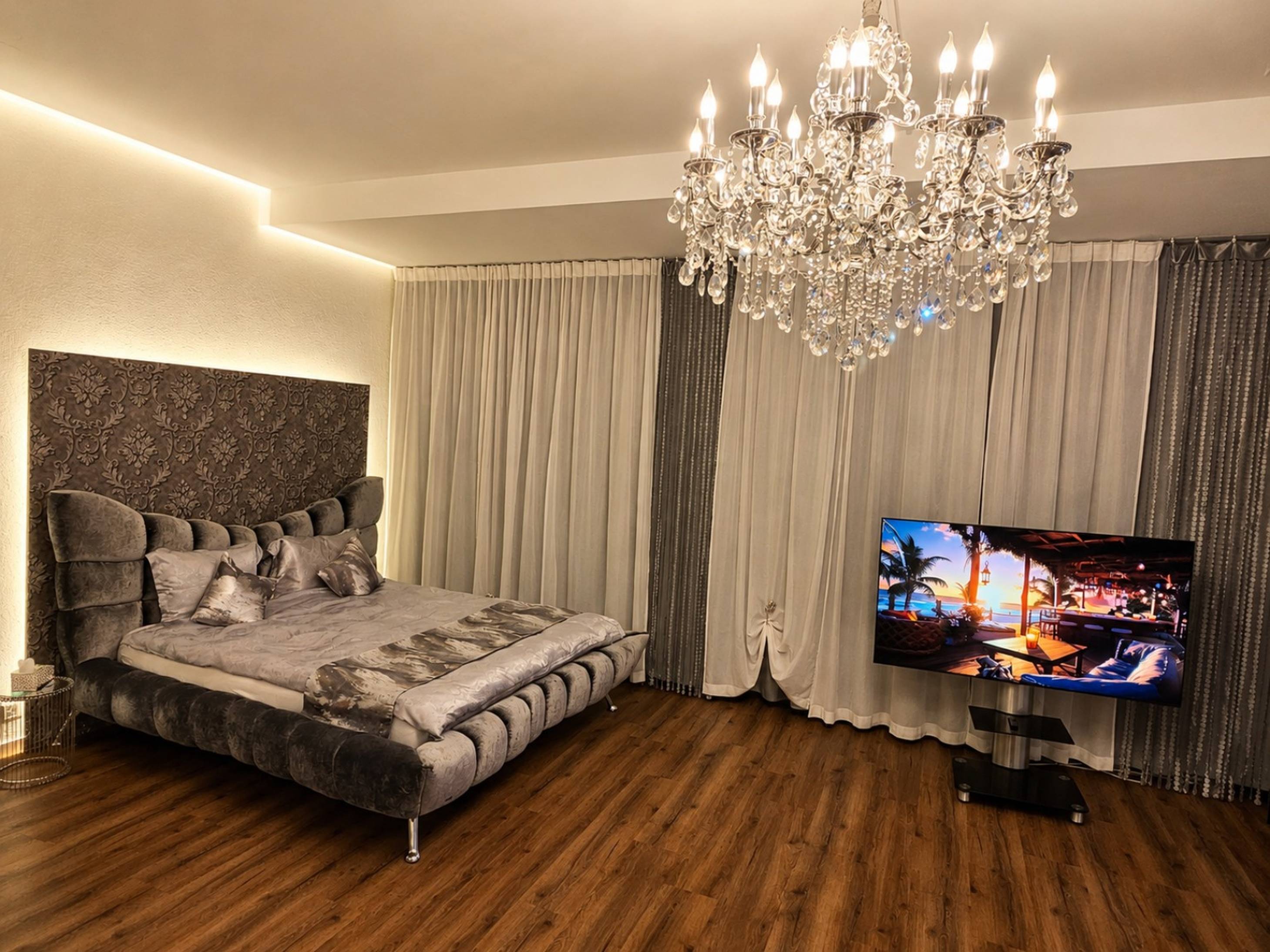 Silver Luxury Suite mit Whirlpool und Infrarot Sauna